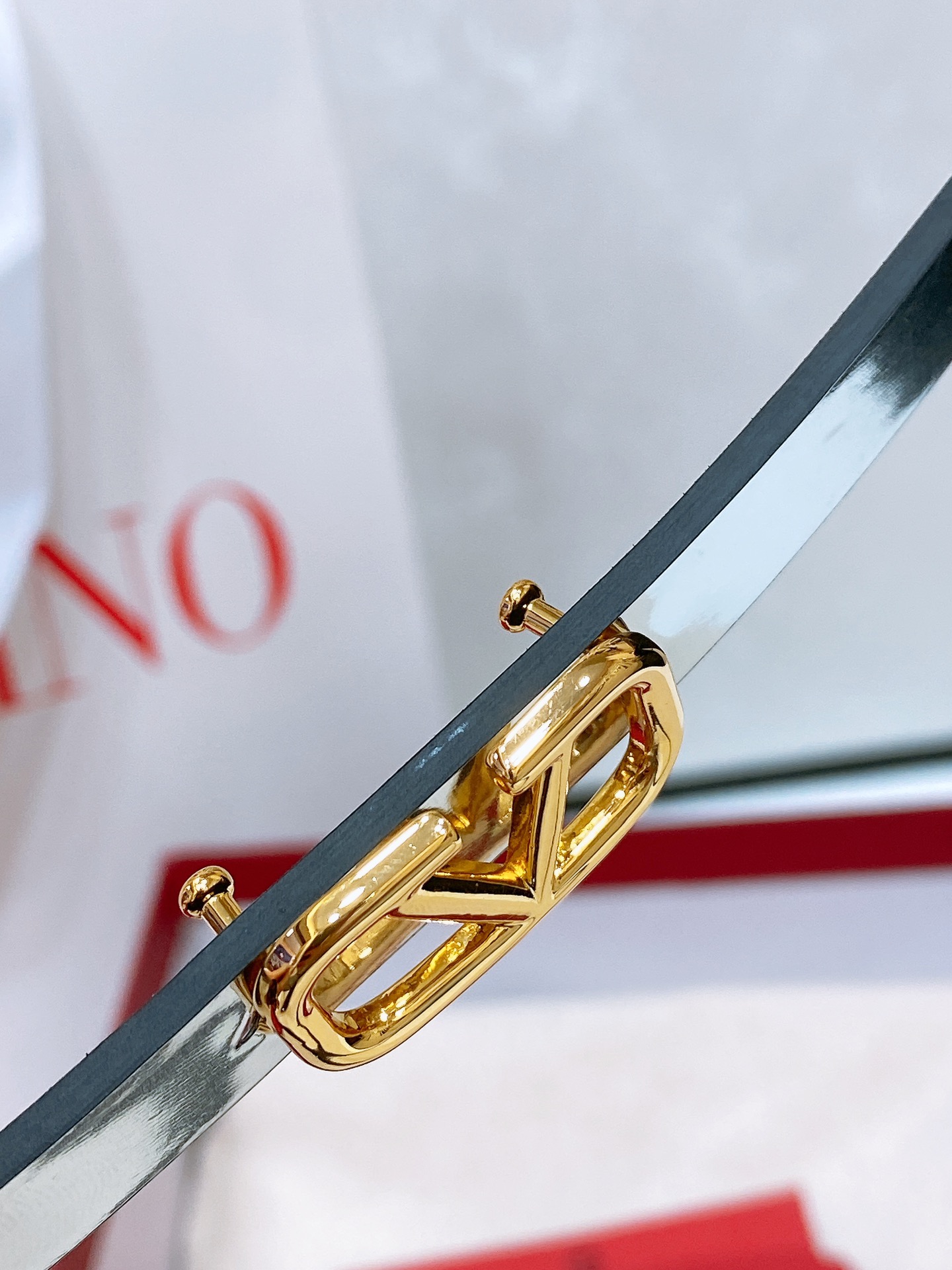 Valentino Leather Belts 1:1 Mirror Version