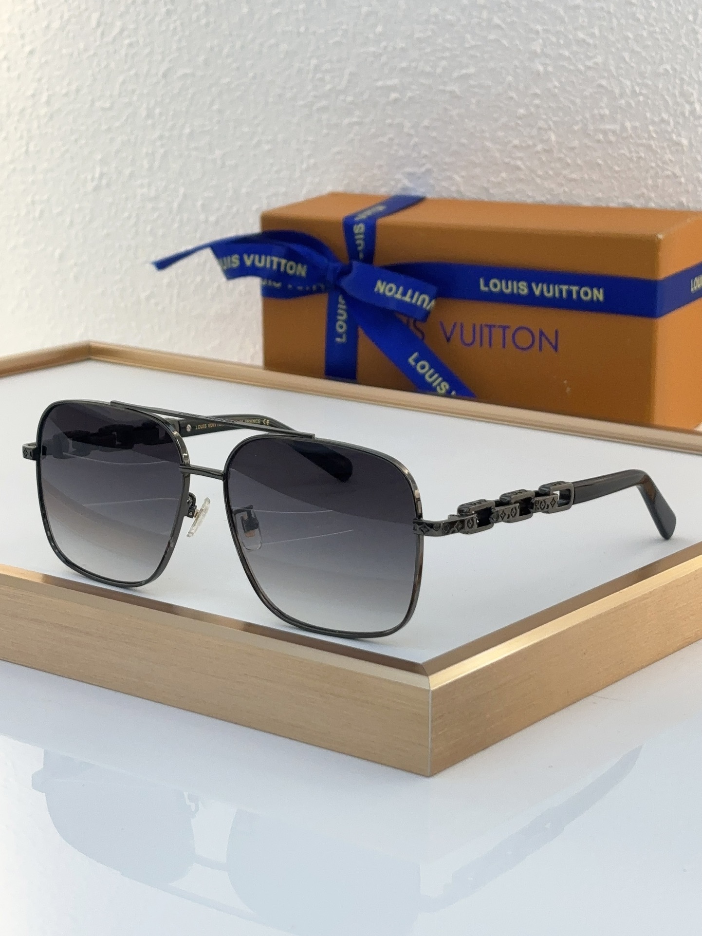Louis Vuitton LV Sunglasses
