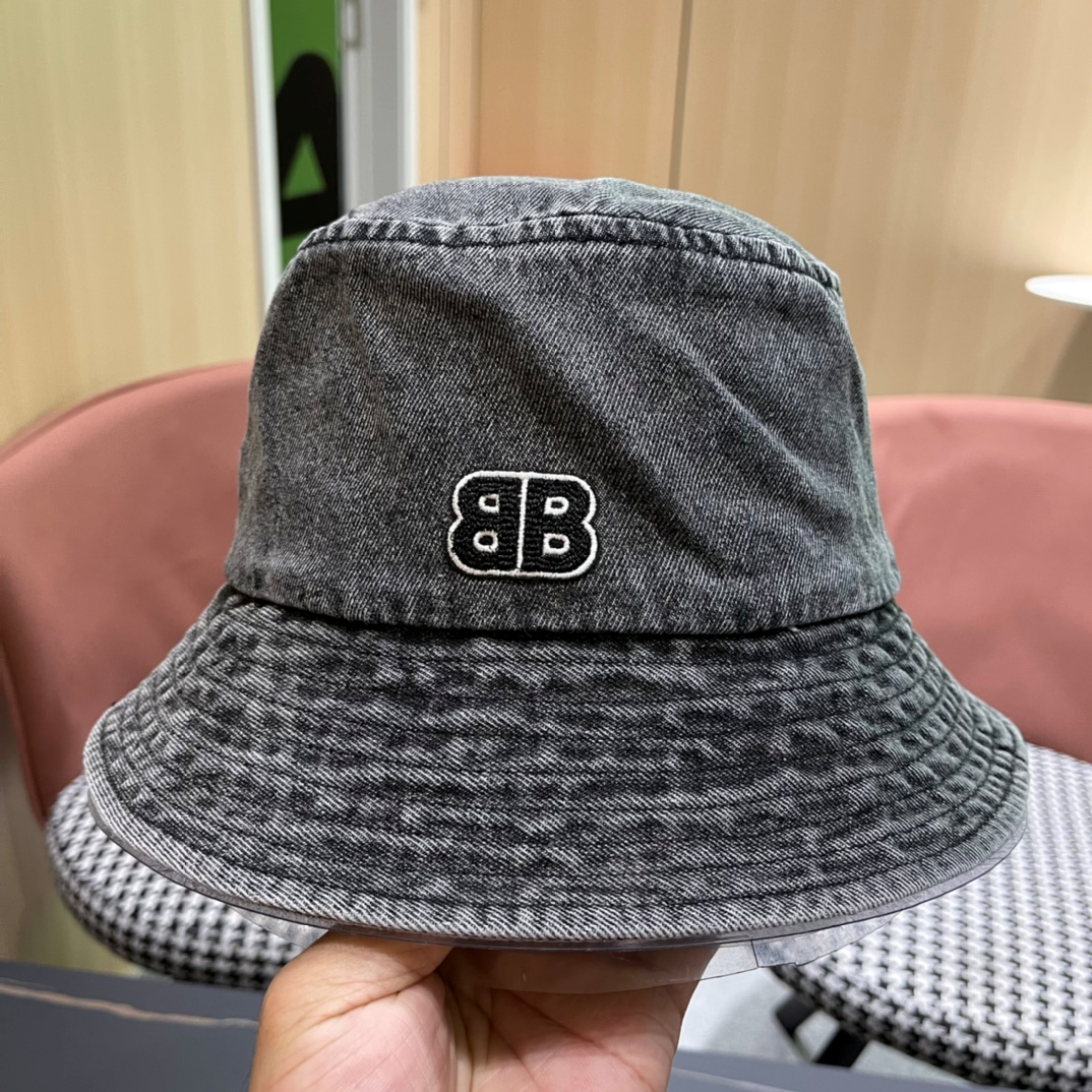Balenciaga Big Head Around The Bucket Hat Sunhat （Replica）