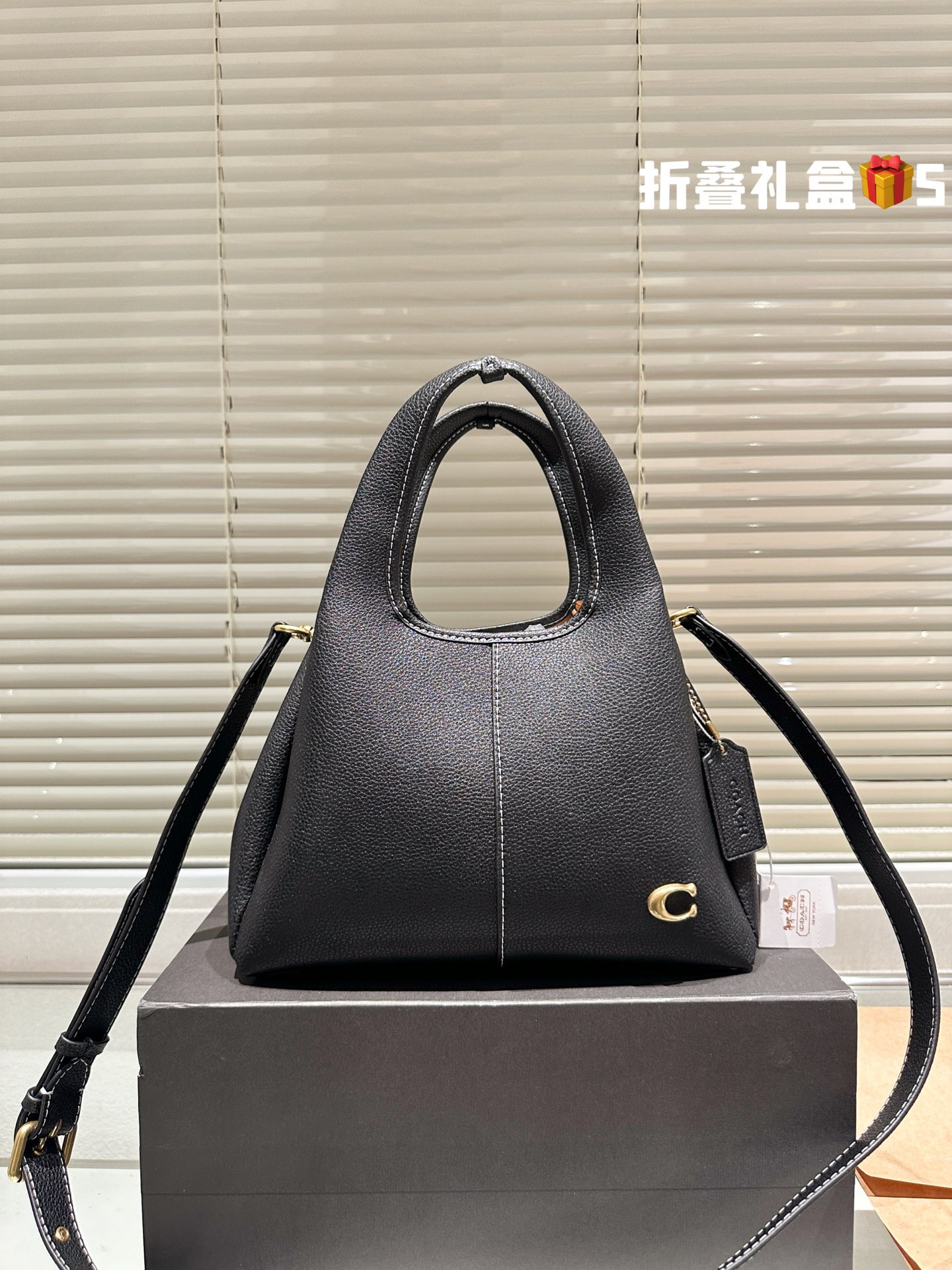 COACH LANA Shoulder Bag 017 LLS581 22cm