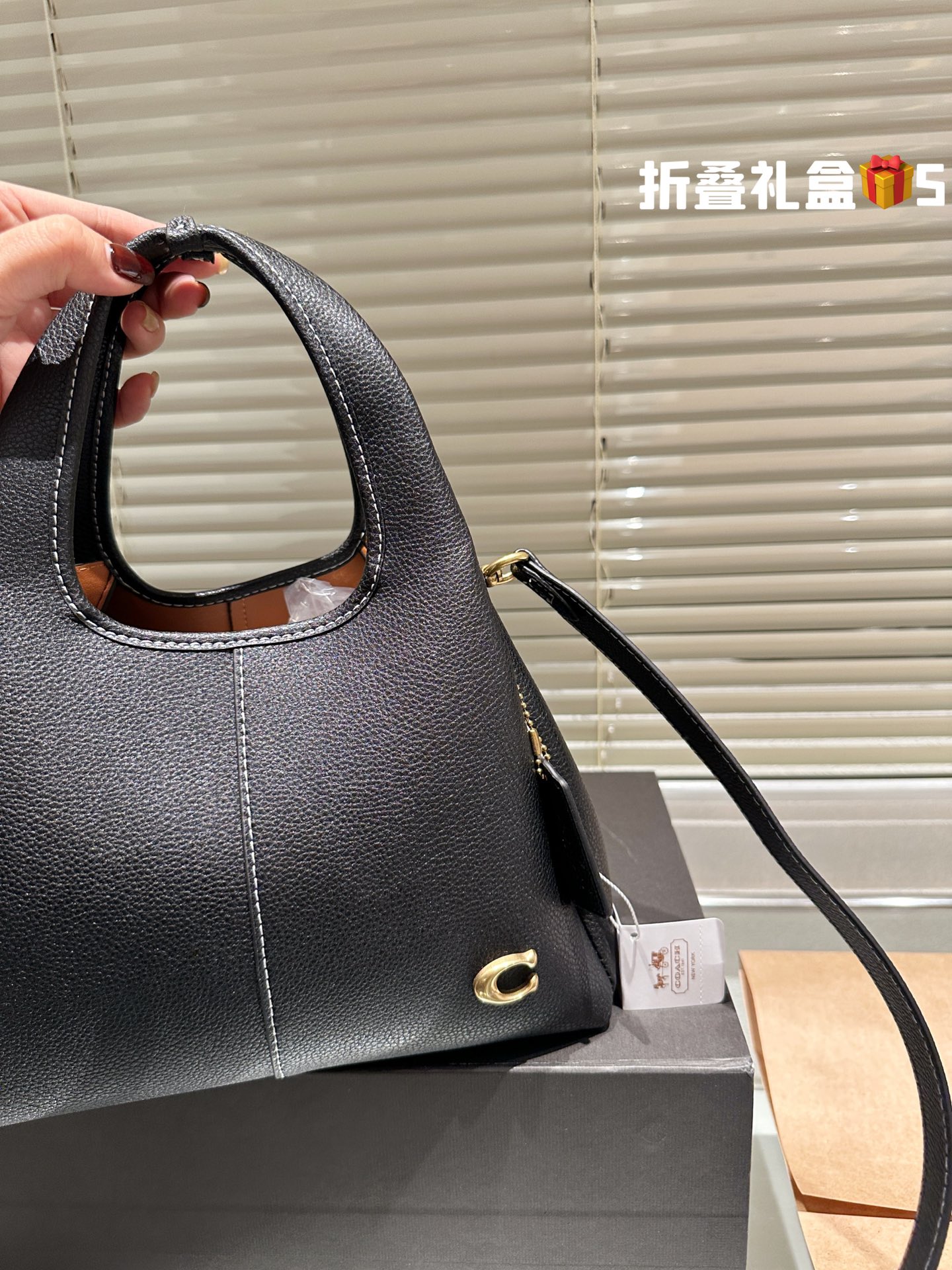 COACH LANA Shoulder Bag 017 LLS581 22cm