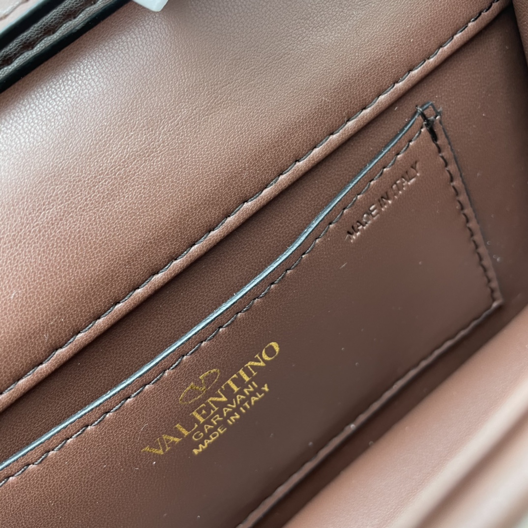 Valentino Garavani Calfskin Clutch Bag 5102