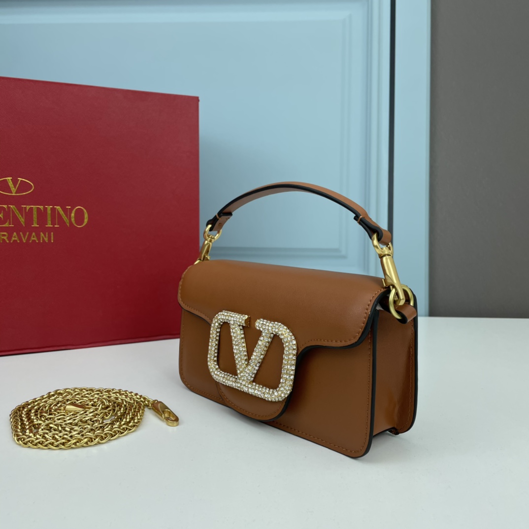 Valentino MINI LOCÒ Crossbody bag 20226-1
