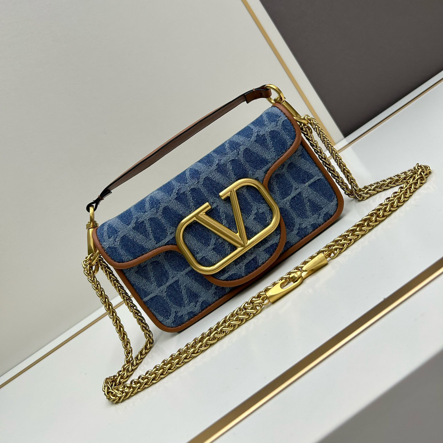 Valentino GARAVANI ALLTIME Crossbody bag 8117#