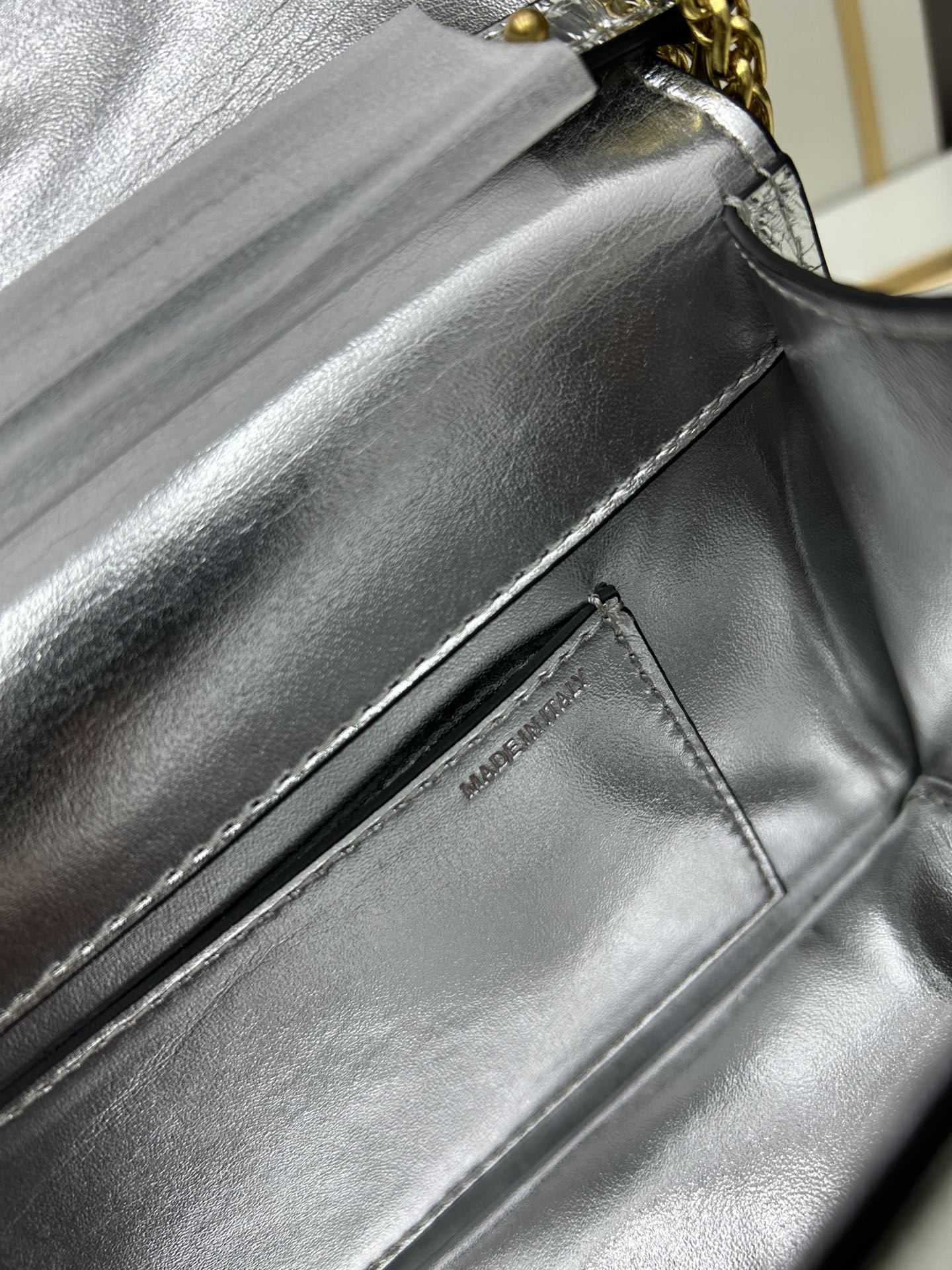 Valentino Garavani Stud Sign Shoulder Bag 20224#