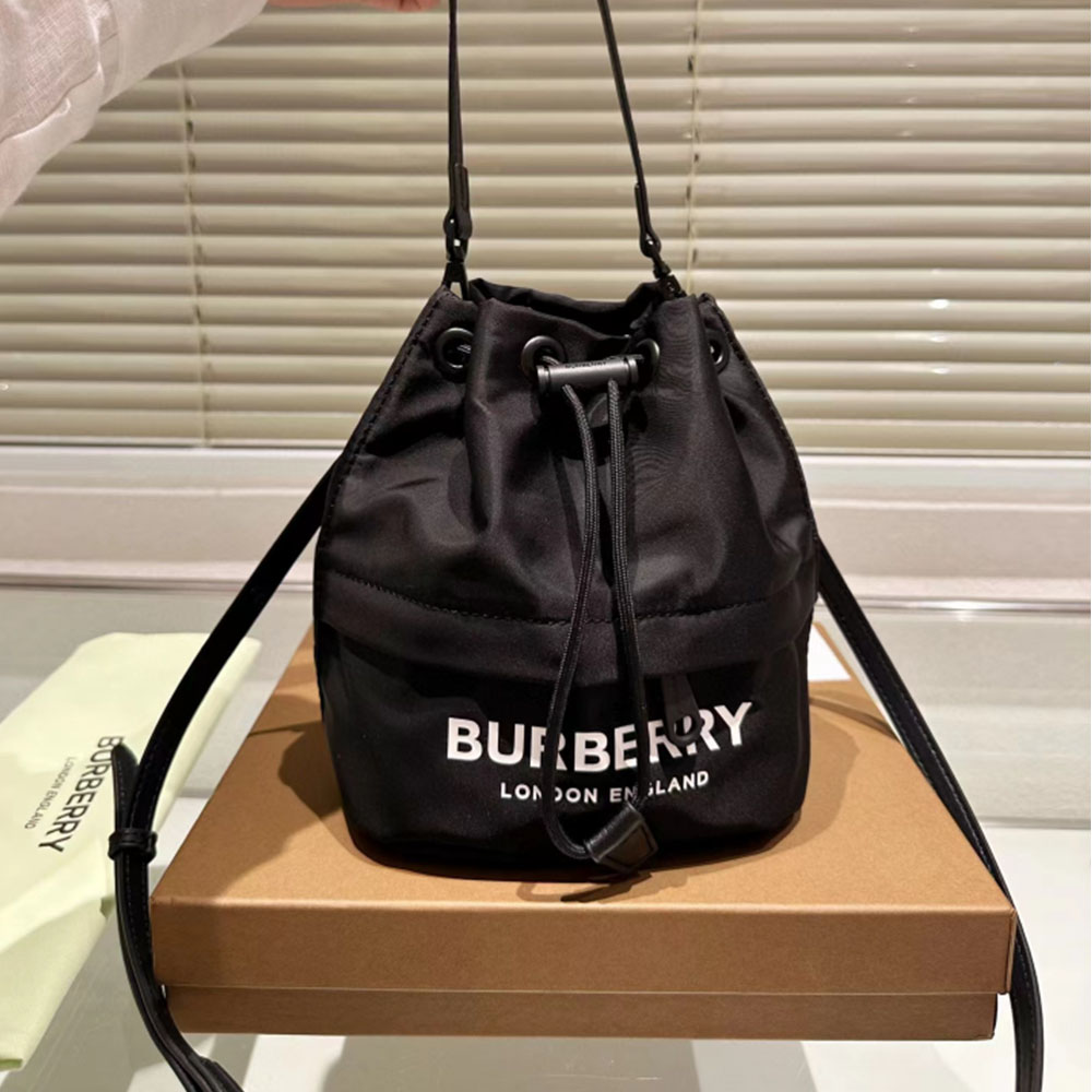 Burberry Striped Drawstring Ba(Replica)