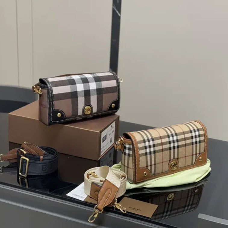 Burberry Shoulder Bag 002 DB581 24cm