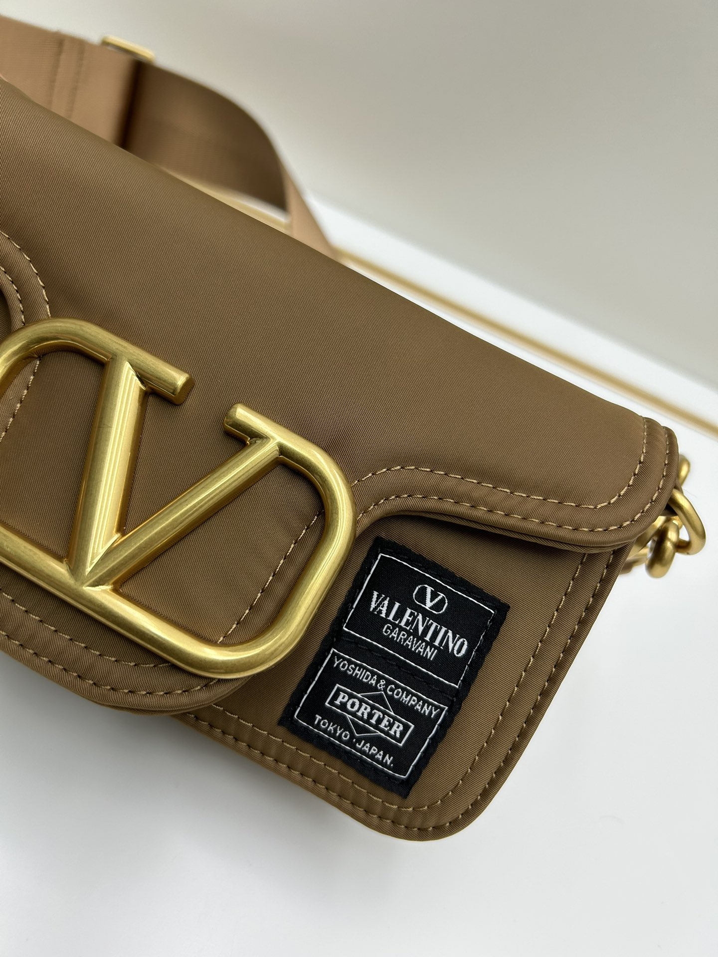 Valentino Garavani Loco Crossbody bag 7111#