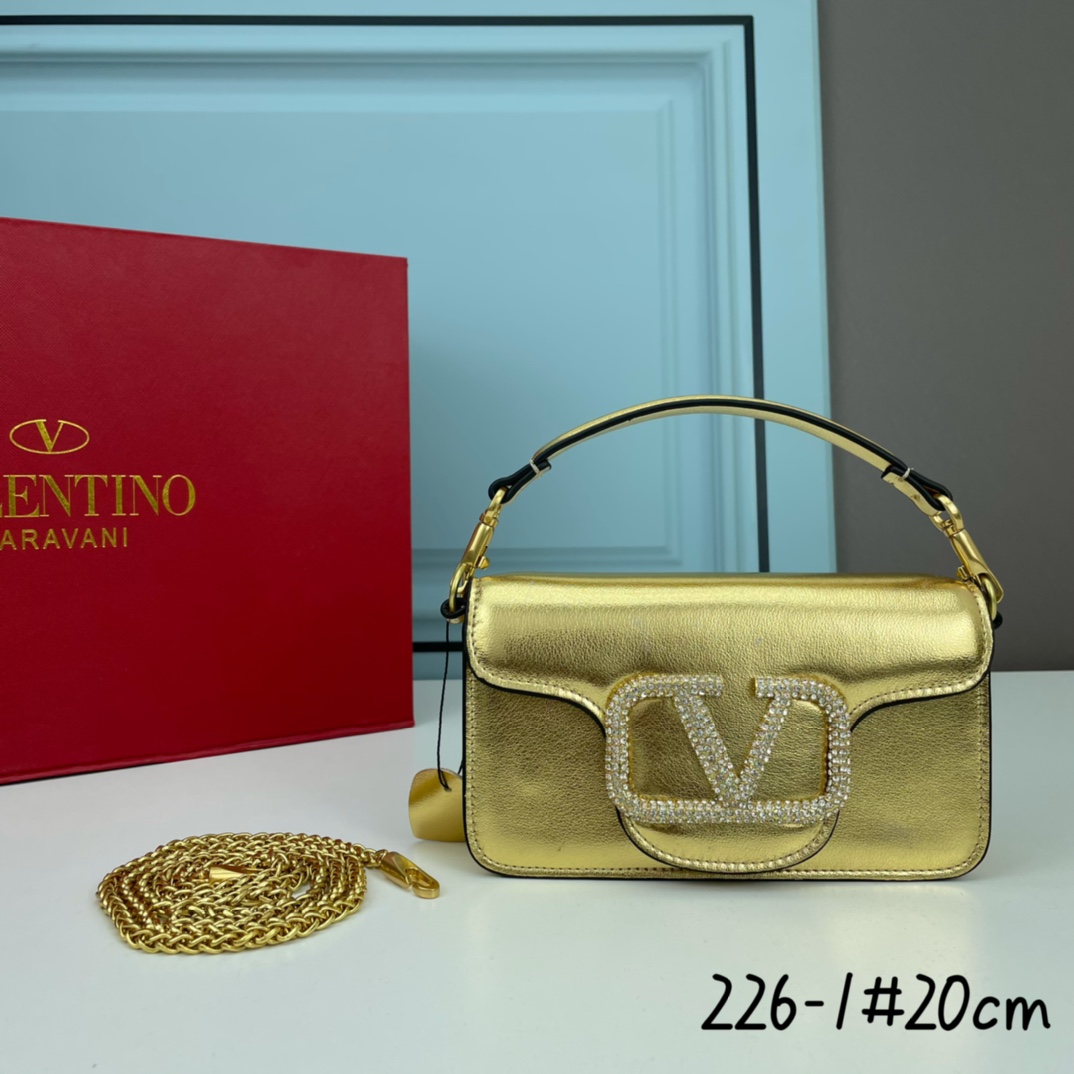 Valentino MINI LOCÒ Crossbody bag 20226-1