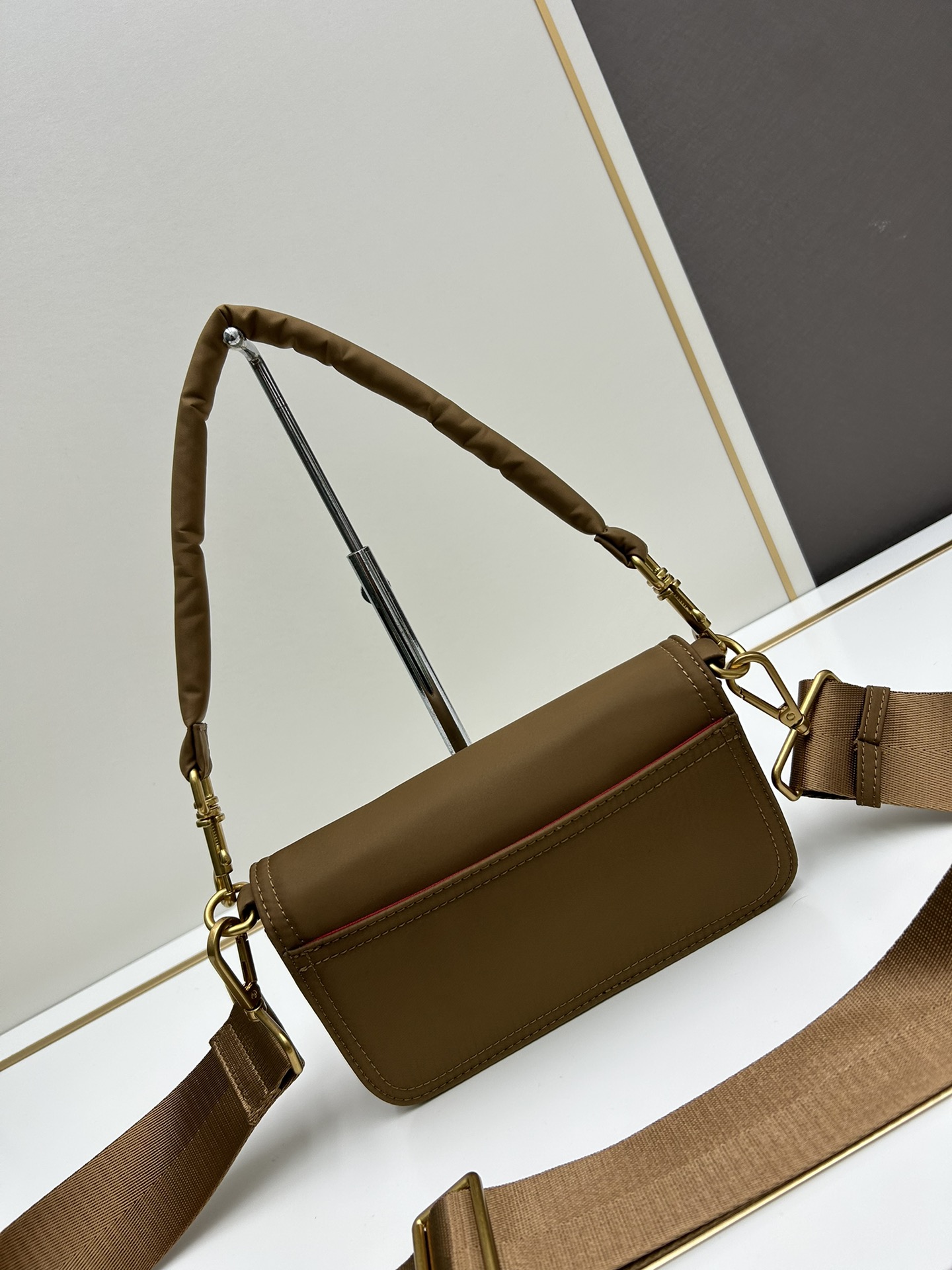 Valentino Garavani Loco Crossbody bag 7111#