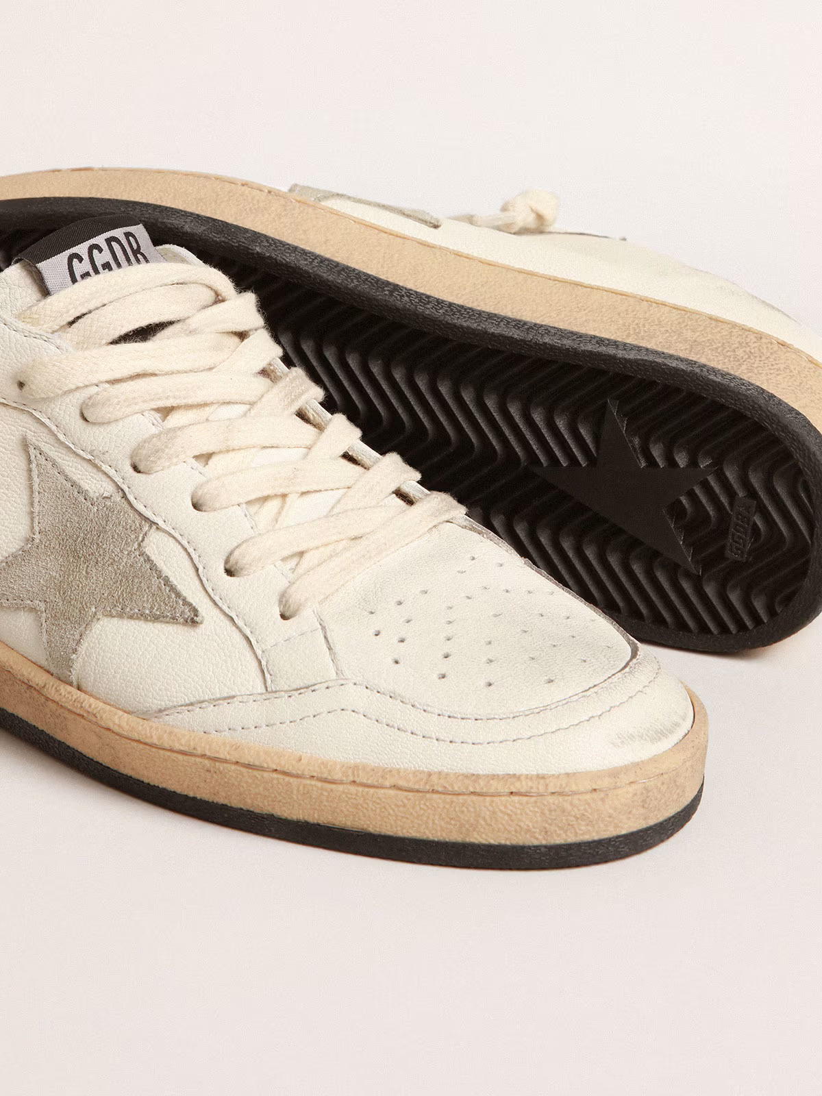 Golden Goose GGDB Ball Star Sabots in nappa leather with ice-gray suede star