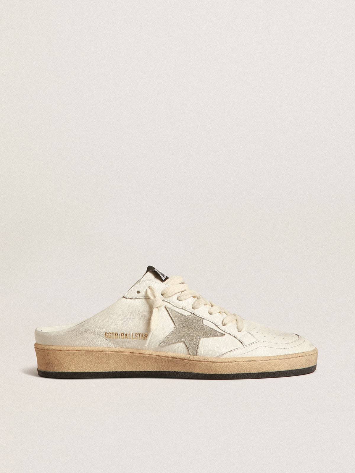 Golden Goose GGDB Ball Star Sabots in nappa leather with ice-gray suede star