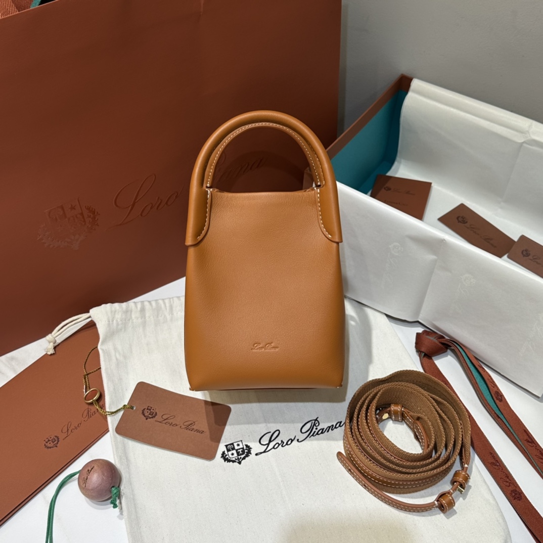 LoroPiana Bags  Bale New model  Bucket bag（12AReplica）