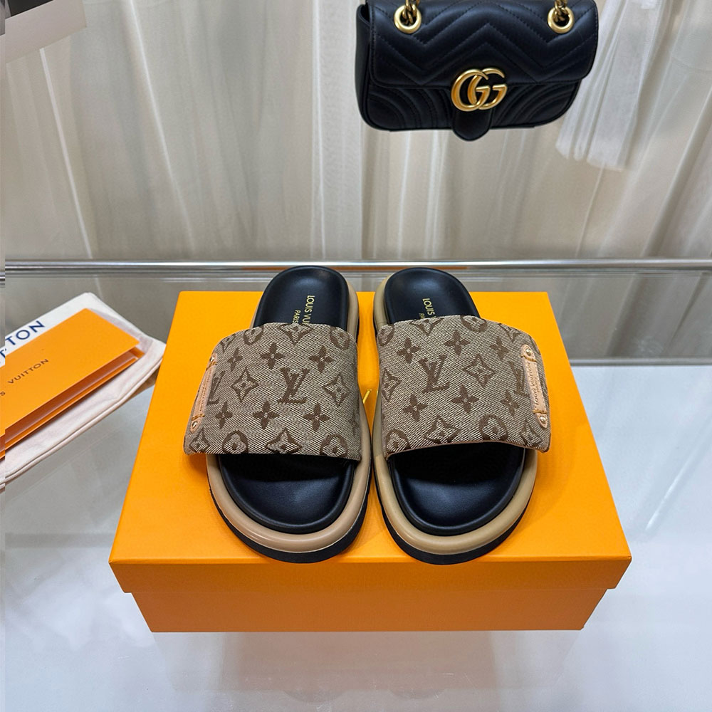 Louis Vuitton LV Pillow Comfortable Slide Sandals (Replica)
