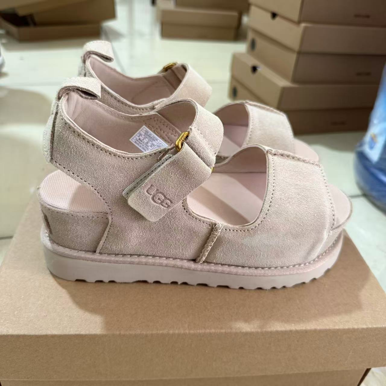 UGG New Autumn/Winter Slip-On Lazy Mule Slippers - High Quality Version(Replica)