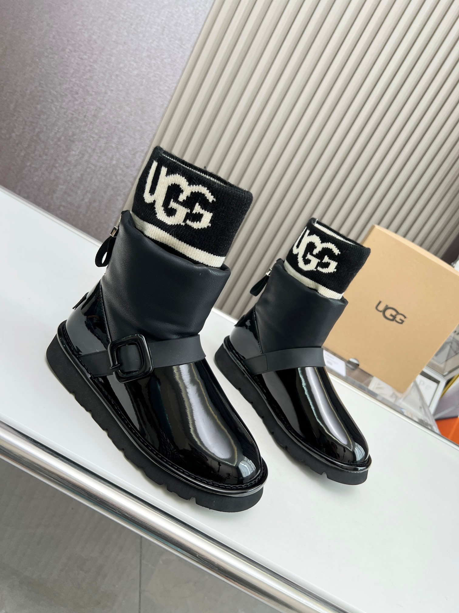 UGG shoes 020 BY032