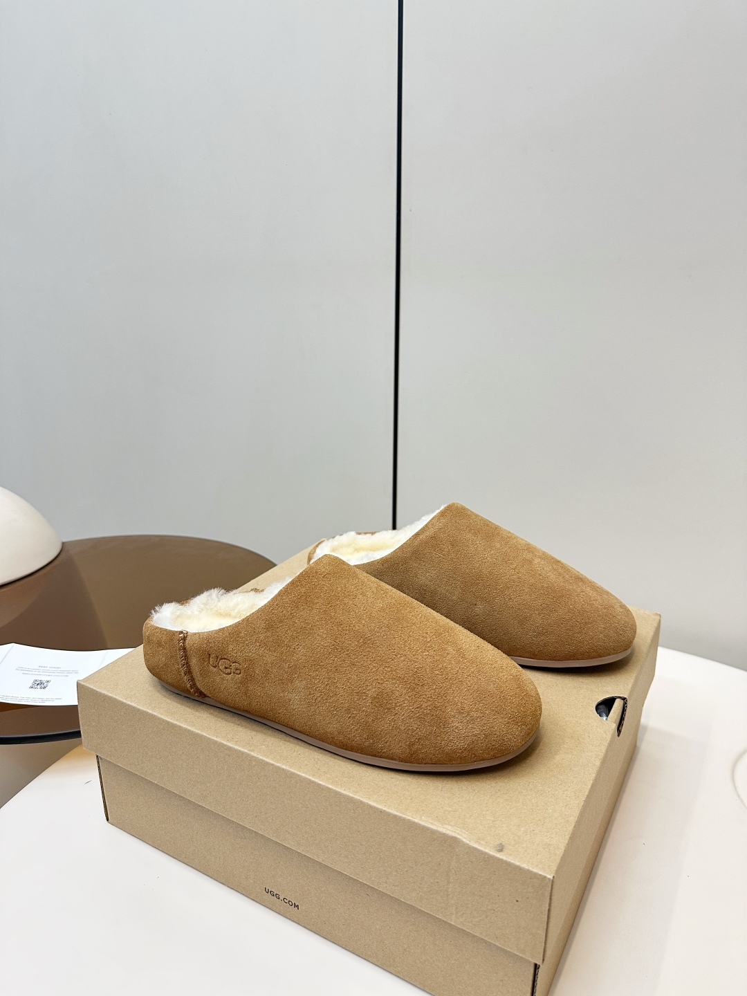 UGG New Autumn/Winter Slip-On Lazy Mule Slippers - High Quality Version(Replica)