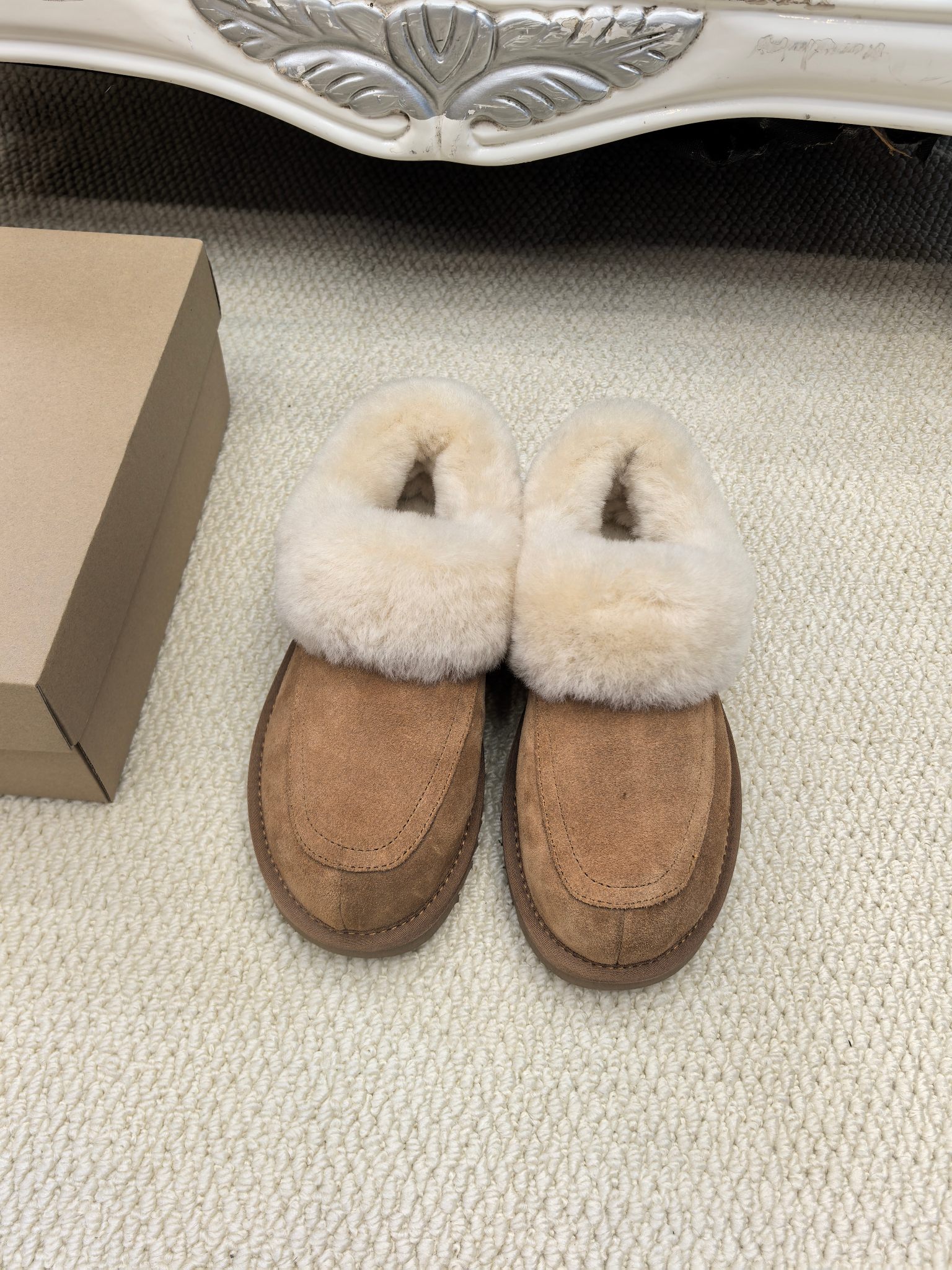 UGG shoes 043 BY081