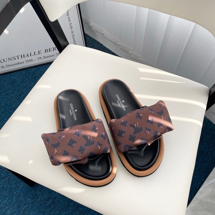 Louis Vuitton LV Pillow Casual Slippers Slide Sandal (Replica)
