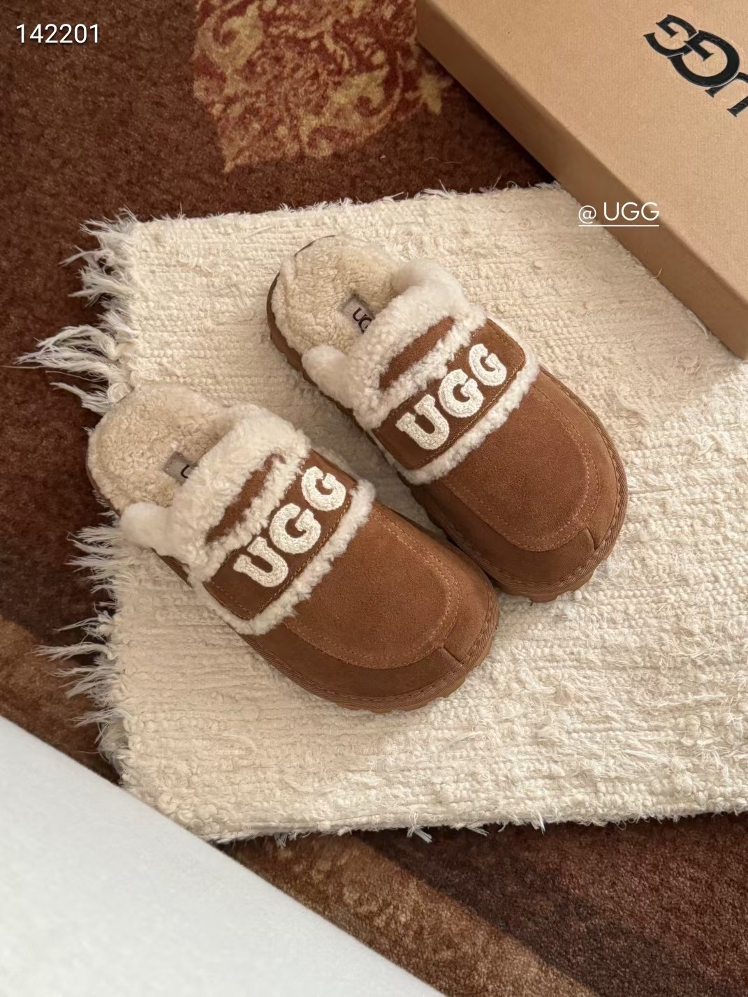UGG shoes 012 BY091