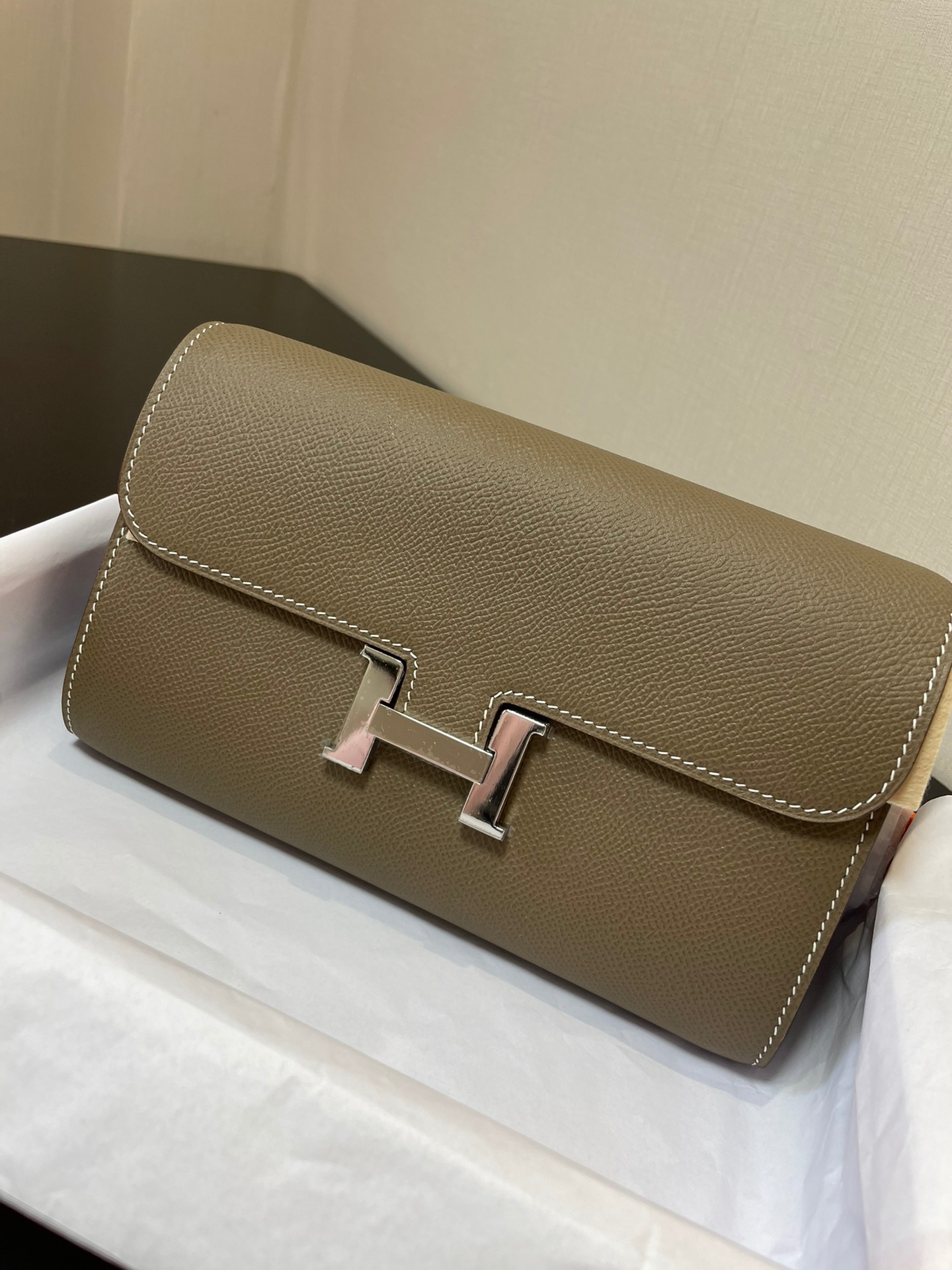 Hermès   Constance   to go Shoulder Bag   (12AReplica）