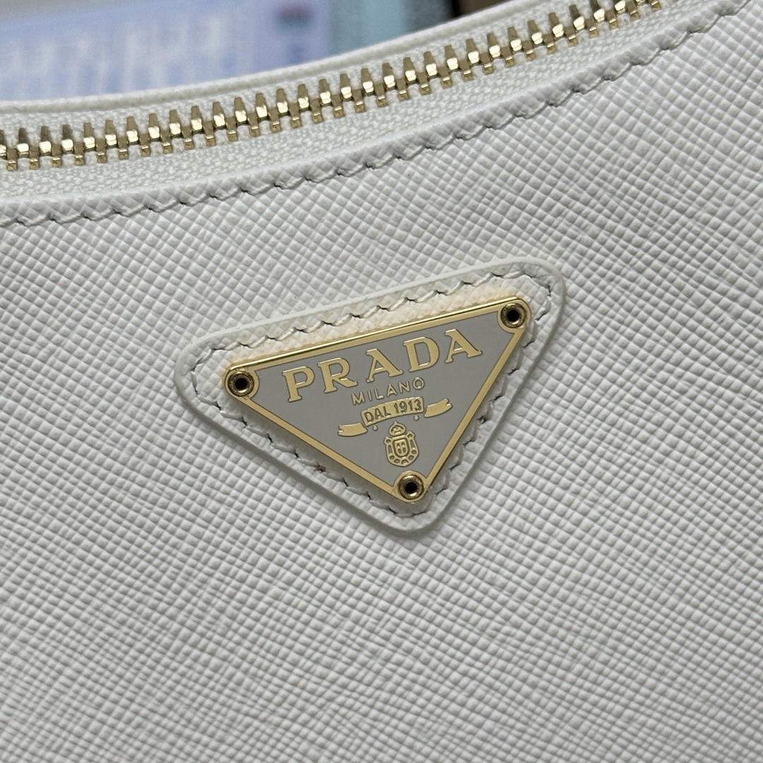 Prada  bags    Hobo 1BC204   Shoulder Bag  （10AReplica）