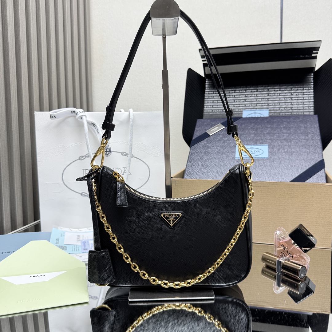 Prada  bags    Hobo 1BC204   Shoulder Bag  （10AReplica）