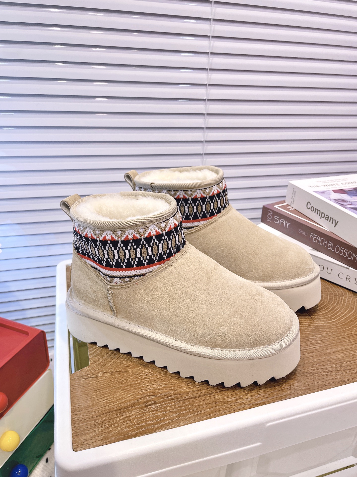 UGG shoes 022 BY002