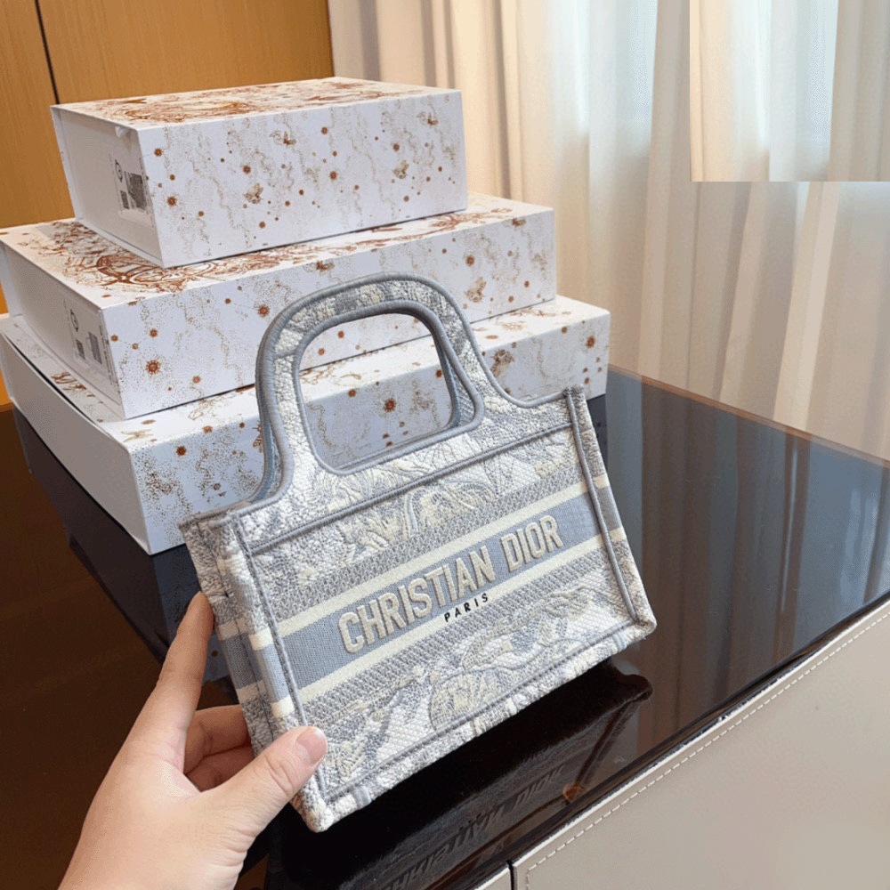 Dior Mini Book Tote(Replica)
