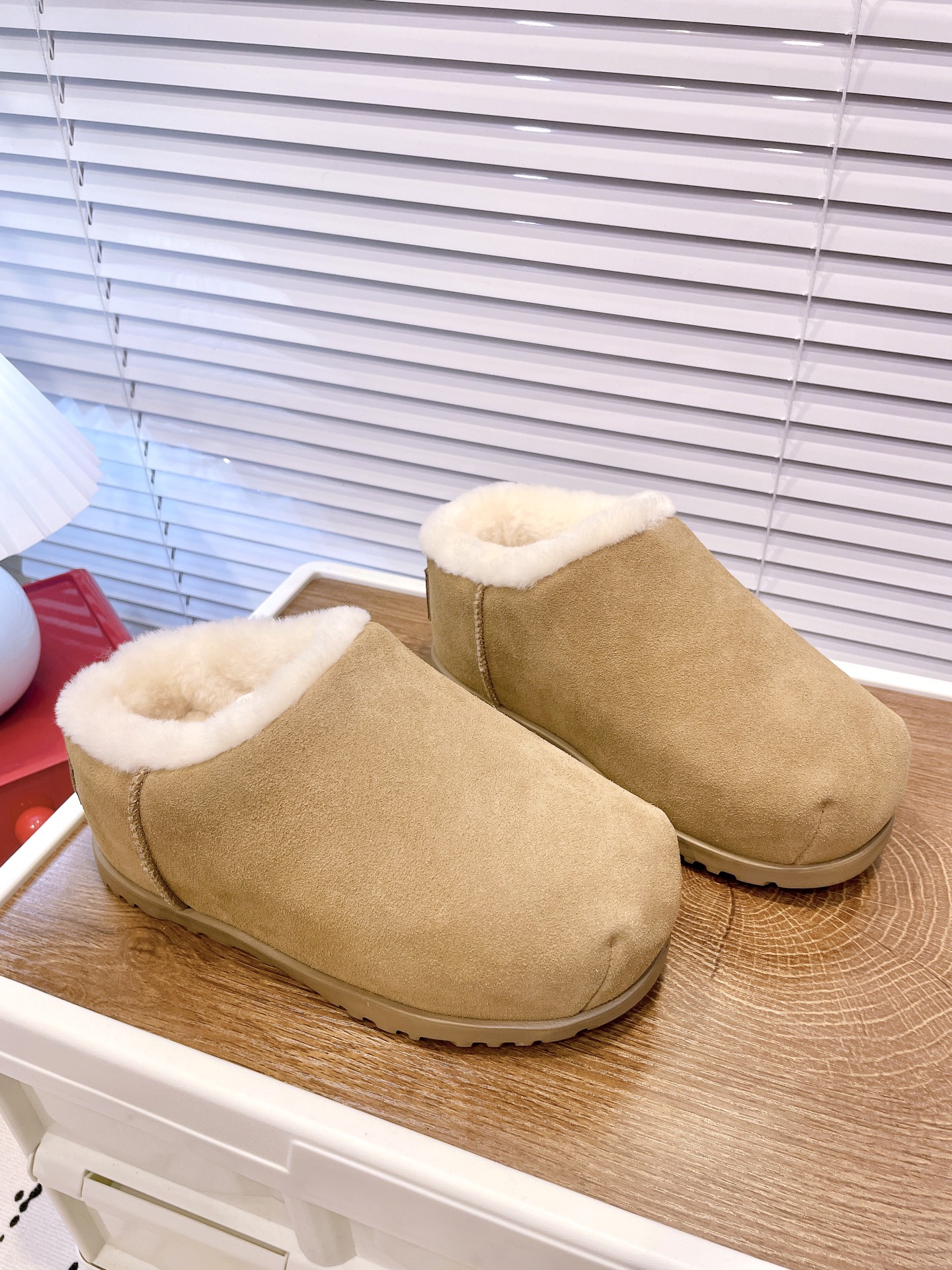 UGG shoes 033 BY012