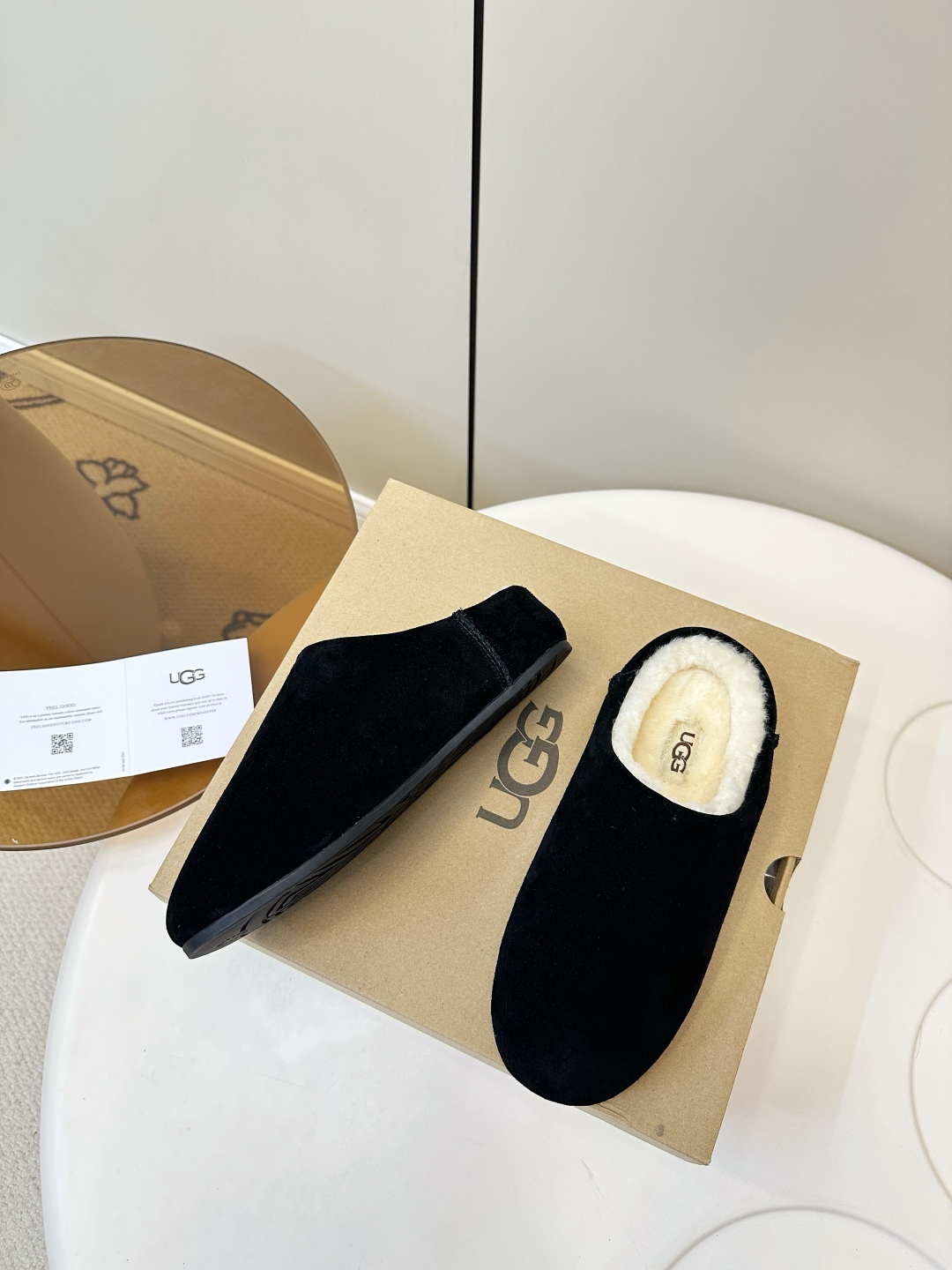 UGG New Autumn/Winter Slip-On Lazy Mule Slippers - High Quality Version(Replica)