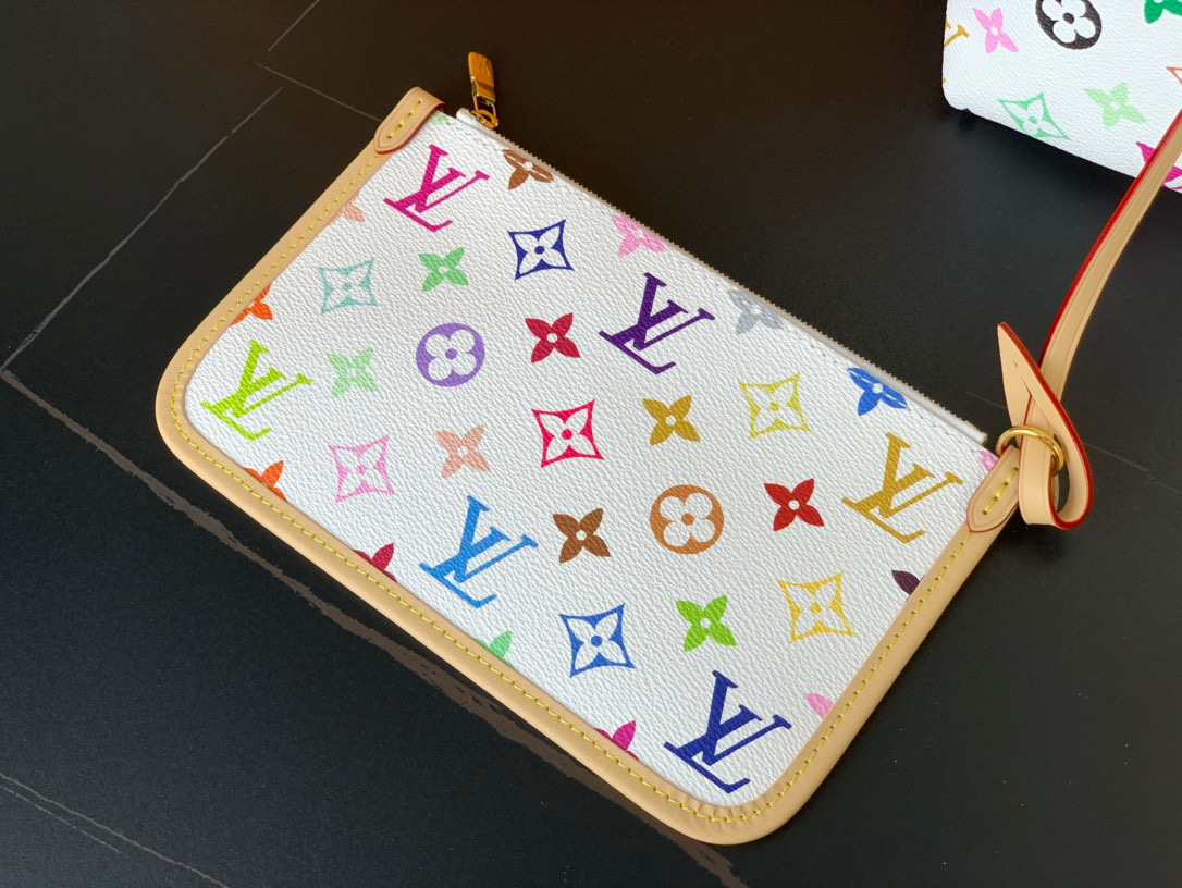 Louis Vuitton Bags MonogramTShoulder Bag Monogram  LV x TM 𝐂𝐚𝐫𝐫𝐲𝐚𝐥𝐥   M13661（12AReplica）