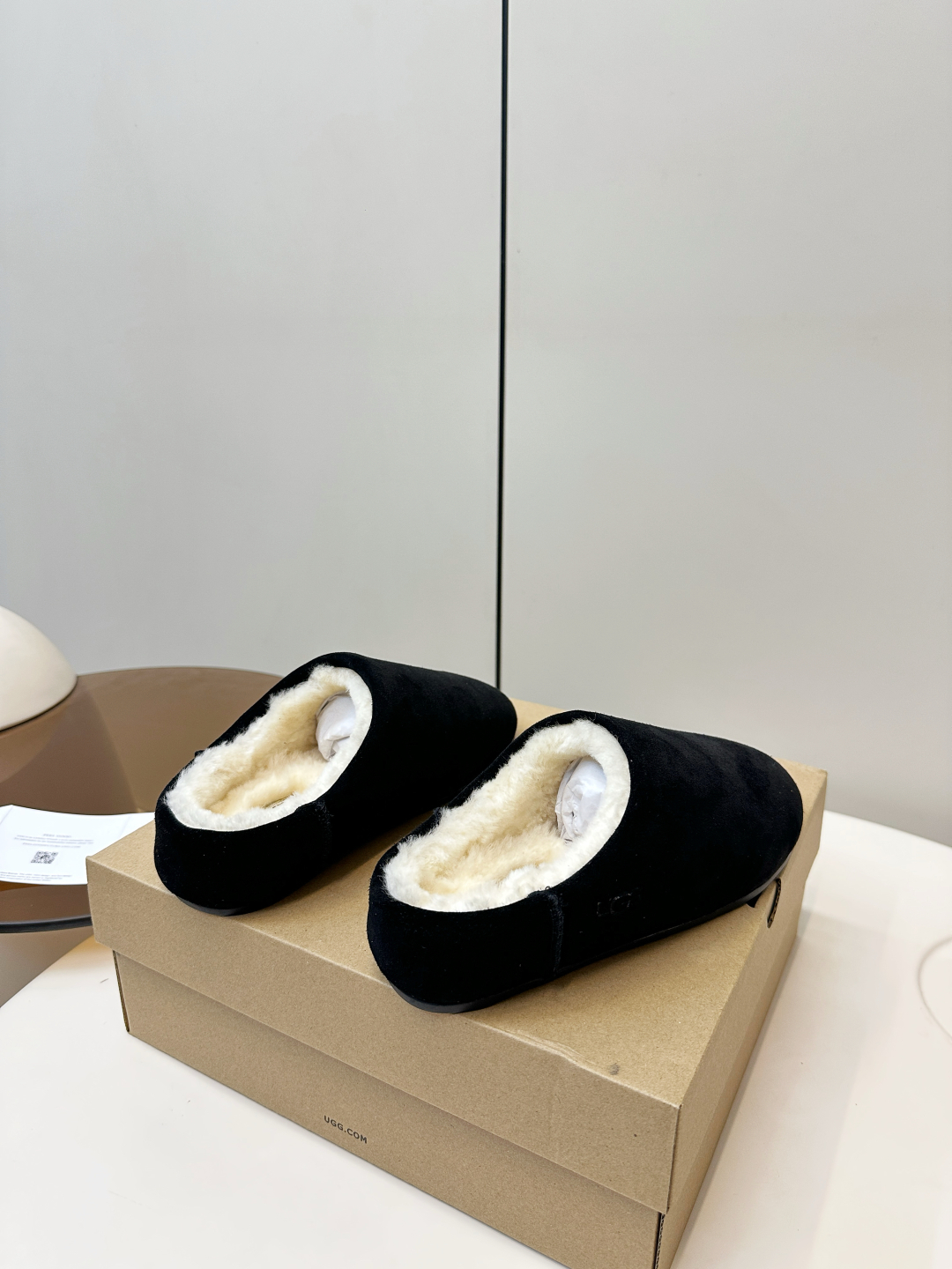 UGG New Autumn/Winter Slip-On Lazy Mule Slippers - High Quality Version(Replica)