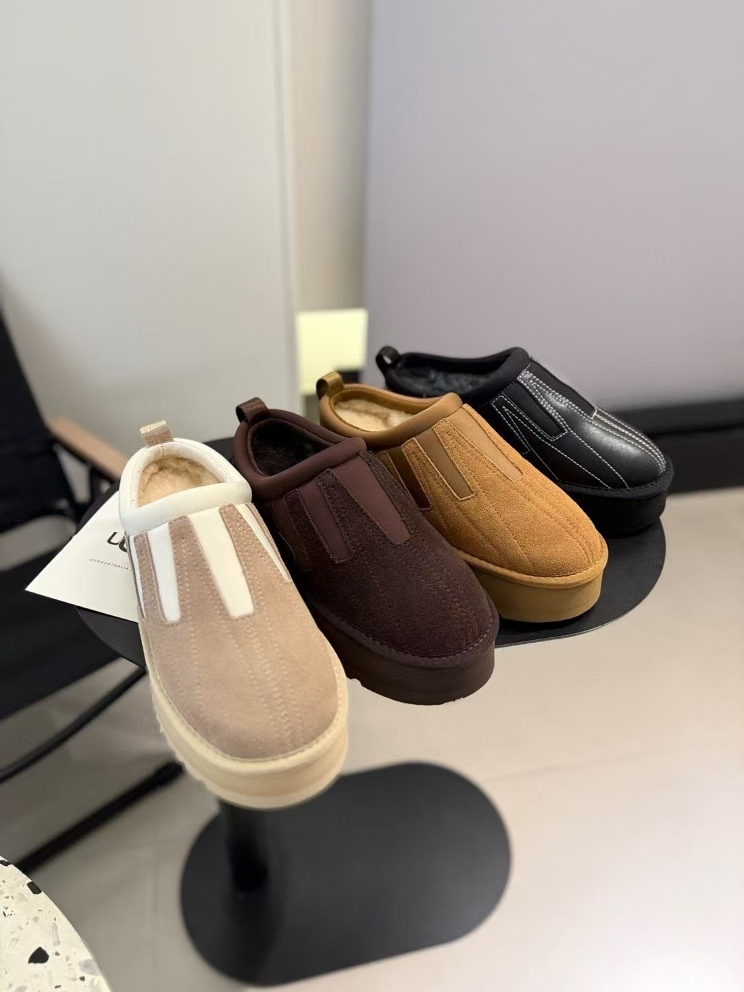 UGG New Autumn/Winter Slip-On Lazy Mule Slippers - High Quality Version(Replica)