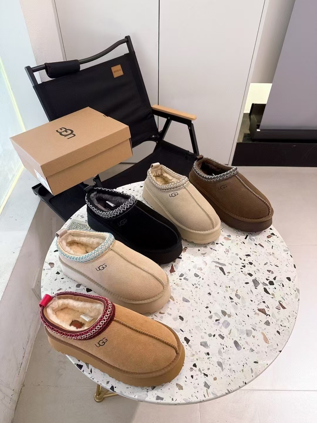 UGG New Autumn/Winter Slip-On Lazy Mule Slippers - High Quality Version(Replica)