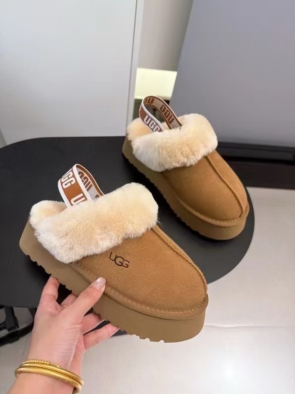 UGG New Autumn/Winter Slip-On Lazy Mule Slippers - High Quality Version(Replica)