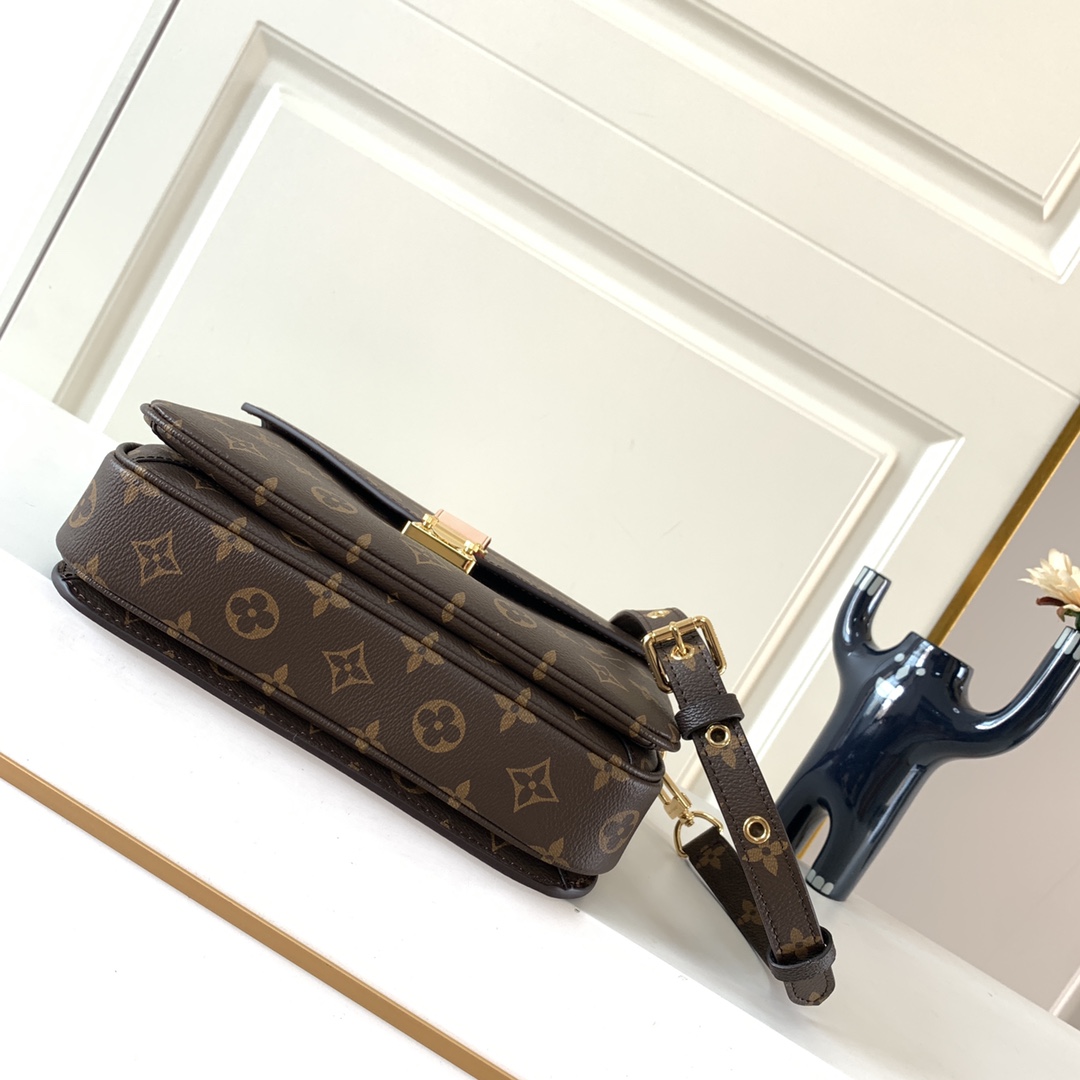 Louis Vuitton  LV Bags   Shoulder Bag  M44875(10AReplica)
