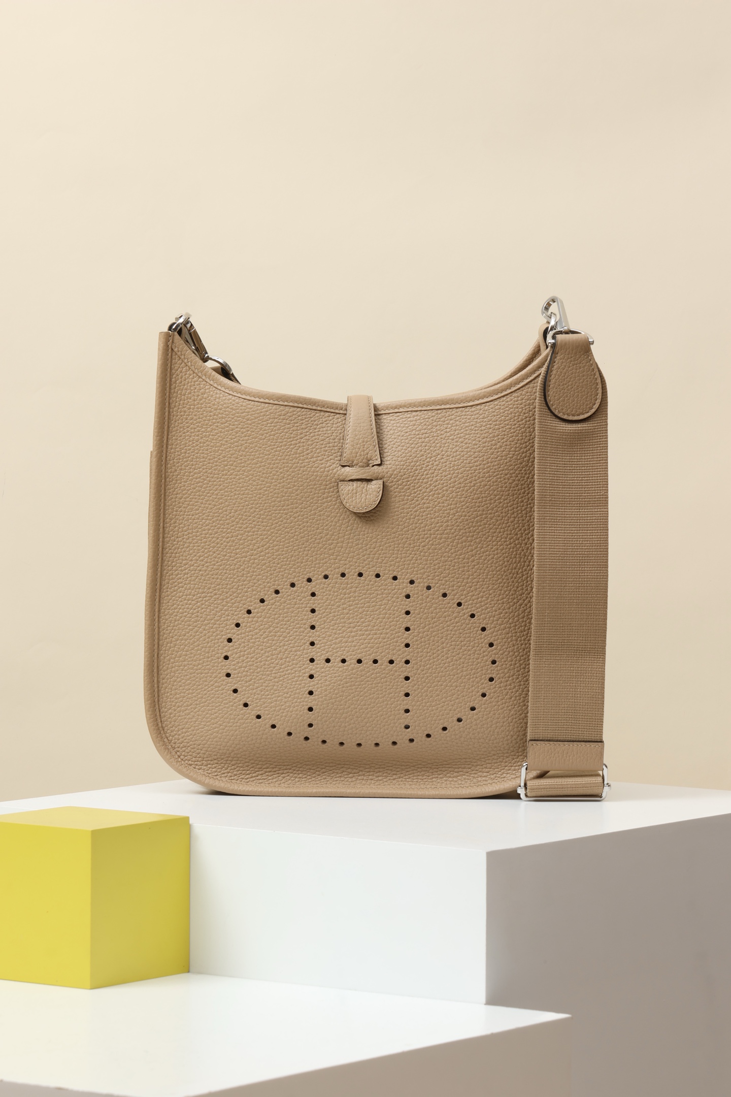 Hermes Yī fú lín Bags handbag Shoulder Bag 29cm （12AReplica）