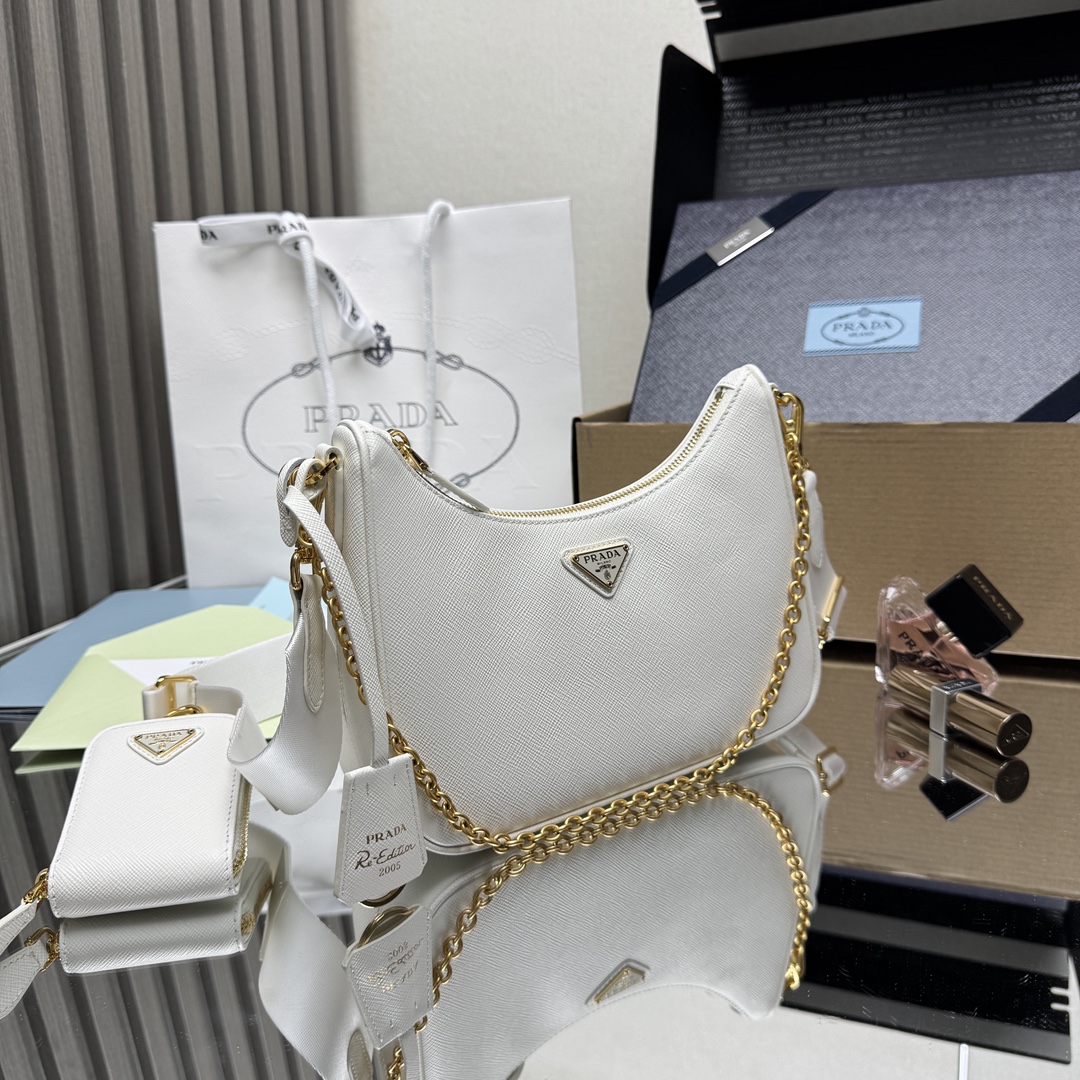 Prada  bags    Hobo 1BC204   Shoulder Bag  （10AReplica）