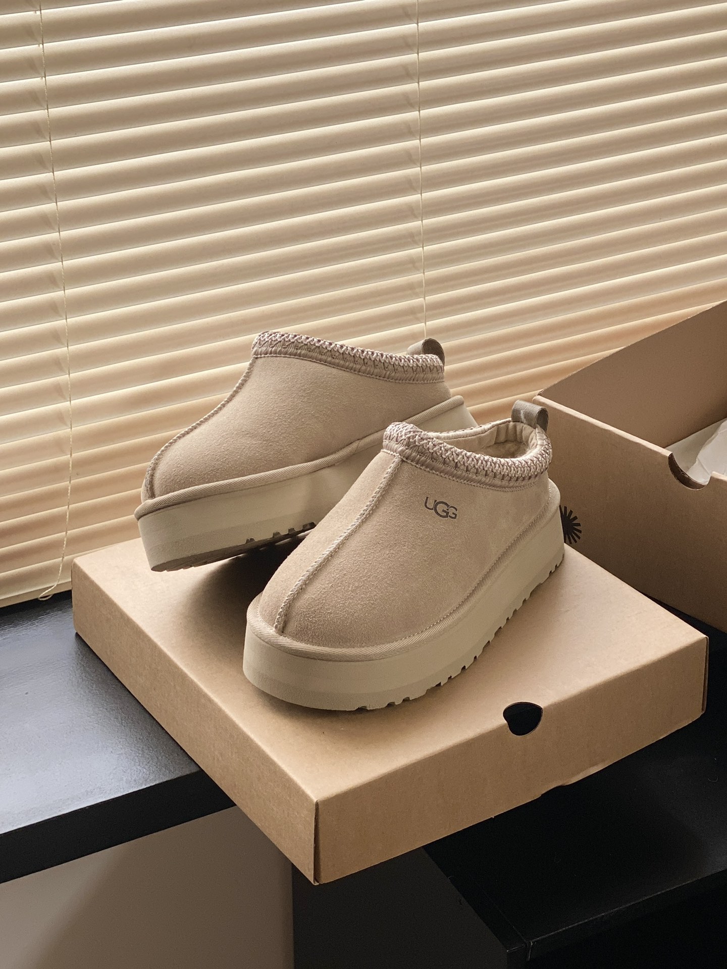 UGG shoes 013 BY061