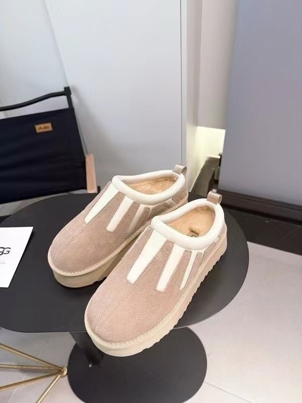 UGG New Autumn/Winter Slip-On Lazy Mule Slippers - High Quality Version(Replica)