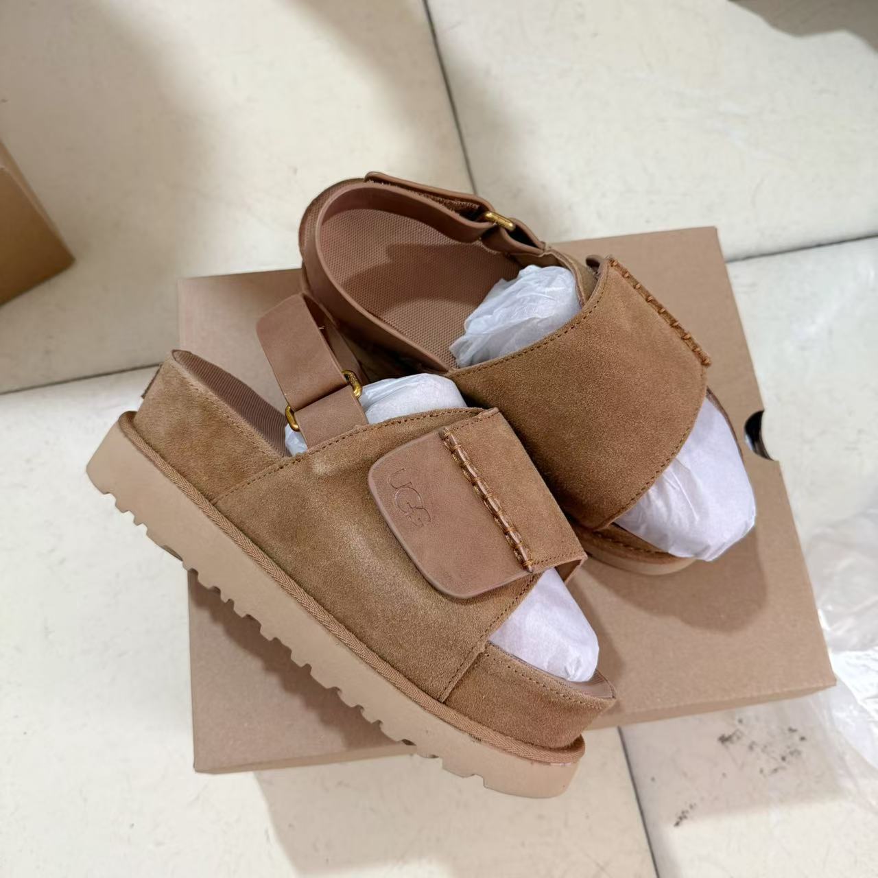 UGG New Autumn/Winter Slip-On Lazy Mule Slippers - High Quality Version(Replica)