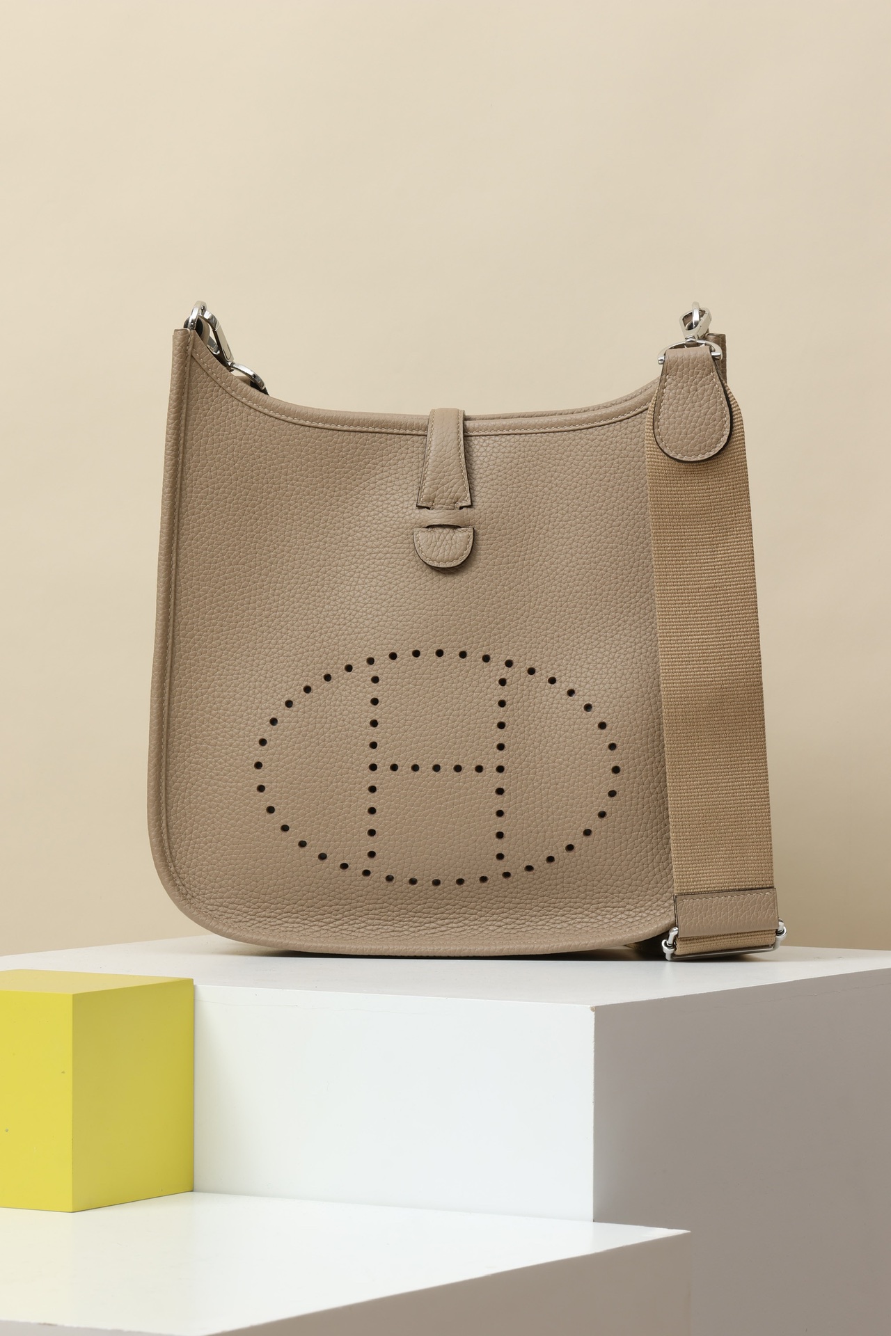 Hermes Yī fú lín Bags handbag Shoulder Bag 29cm （12AReplica）