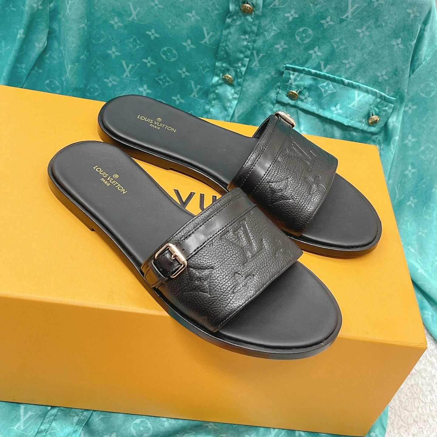 Louis Vuitton LV Comfortable Flat Slippers  Slide Sandal (Replica)