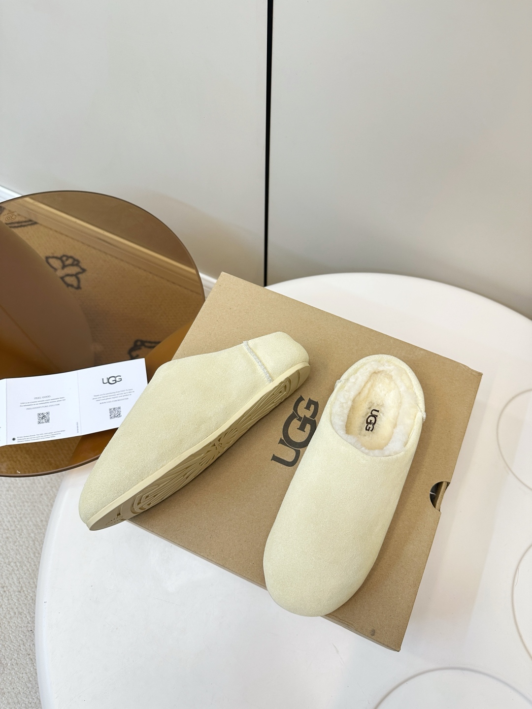 UGG New Autumn/Winter Slip-On Lazy Mule Slippers - High Quality Version(Replica)