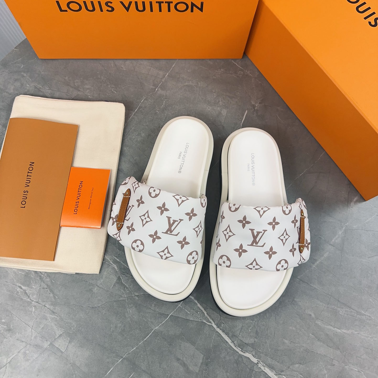 Louis Vuitton LV Pillow Comfortable Slide Sandals (Replica)