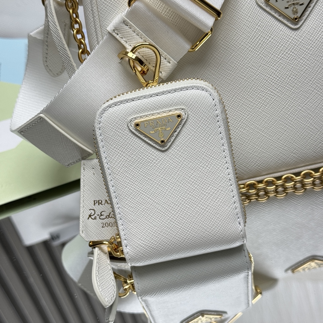 Prada  bags    Hobo 1BC204   Shoulder Bag  （10AReplica）