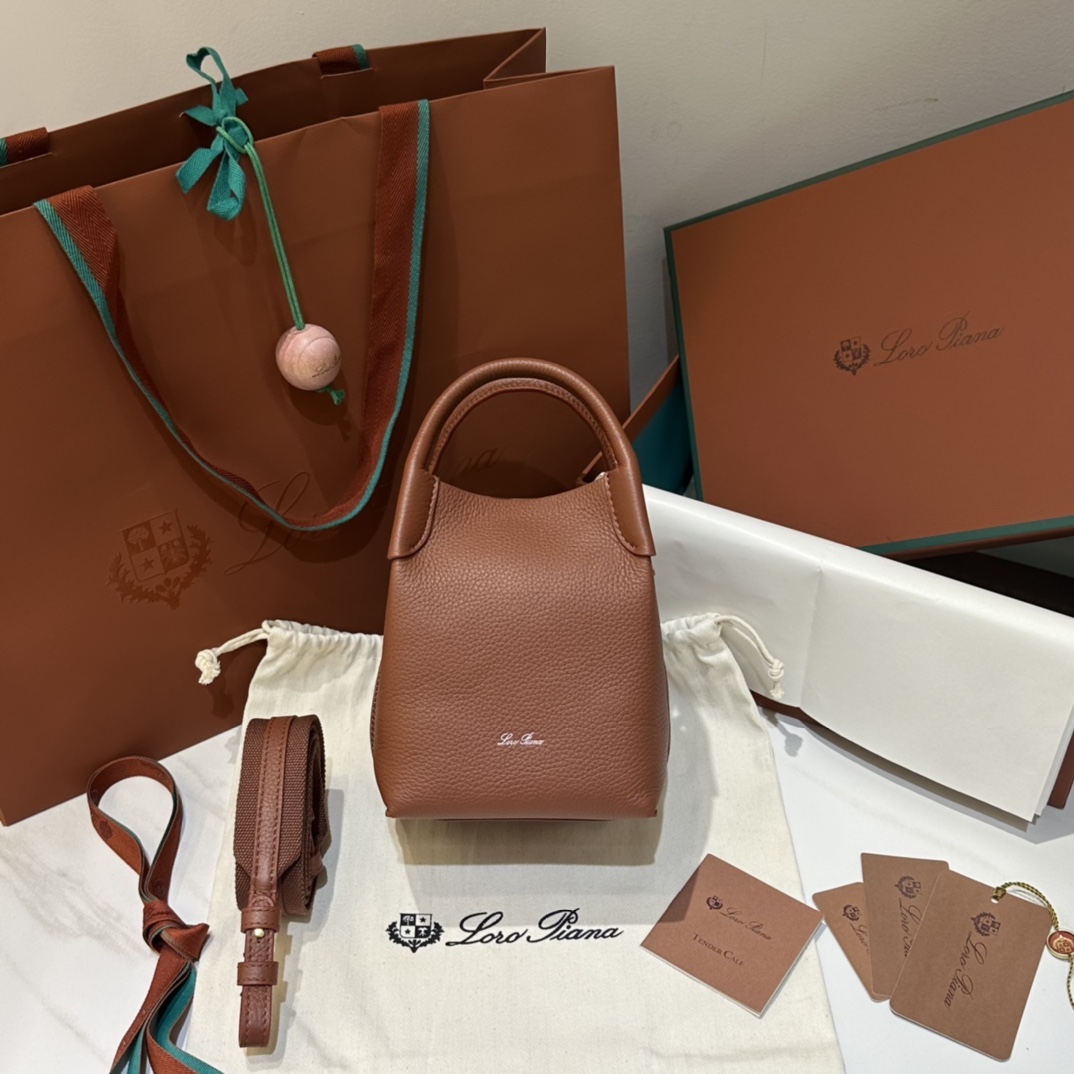 LoroPiana Bags  Bale New model  Bucket bag（12AReplica）