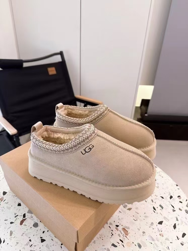 UGG New Autumn/Winter Slip-On Lazy Mule Slippers - High Quality Version(Replica)