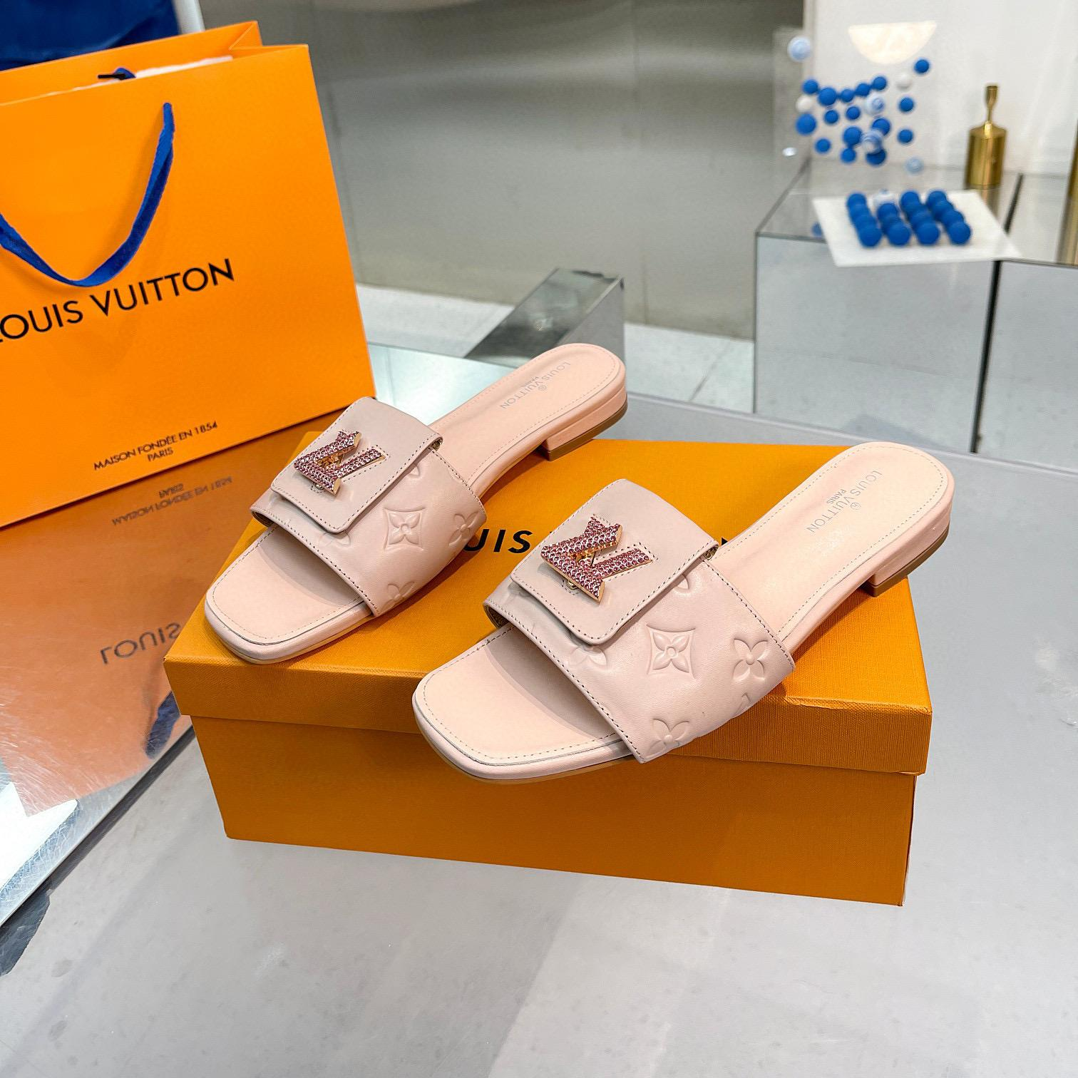 Louis Vuitton LV Comfortable Leather Flip-fFops  Slide Sandal (Replica)